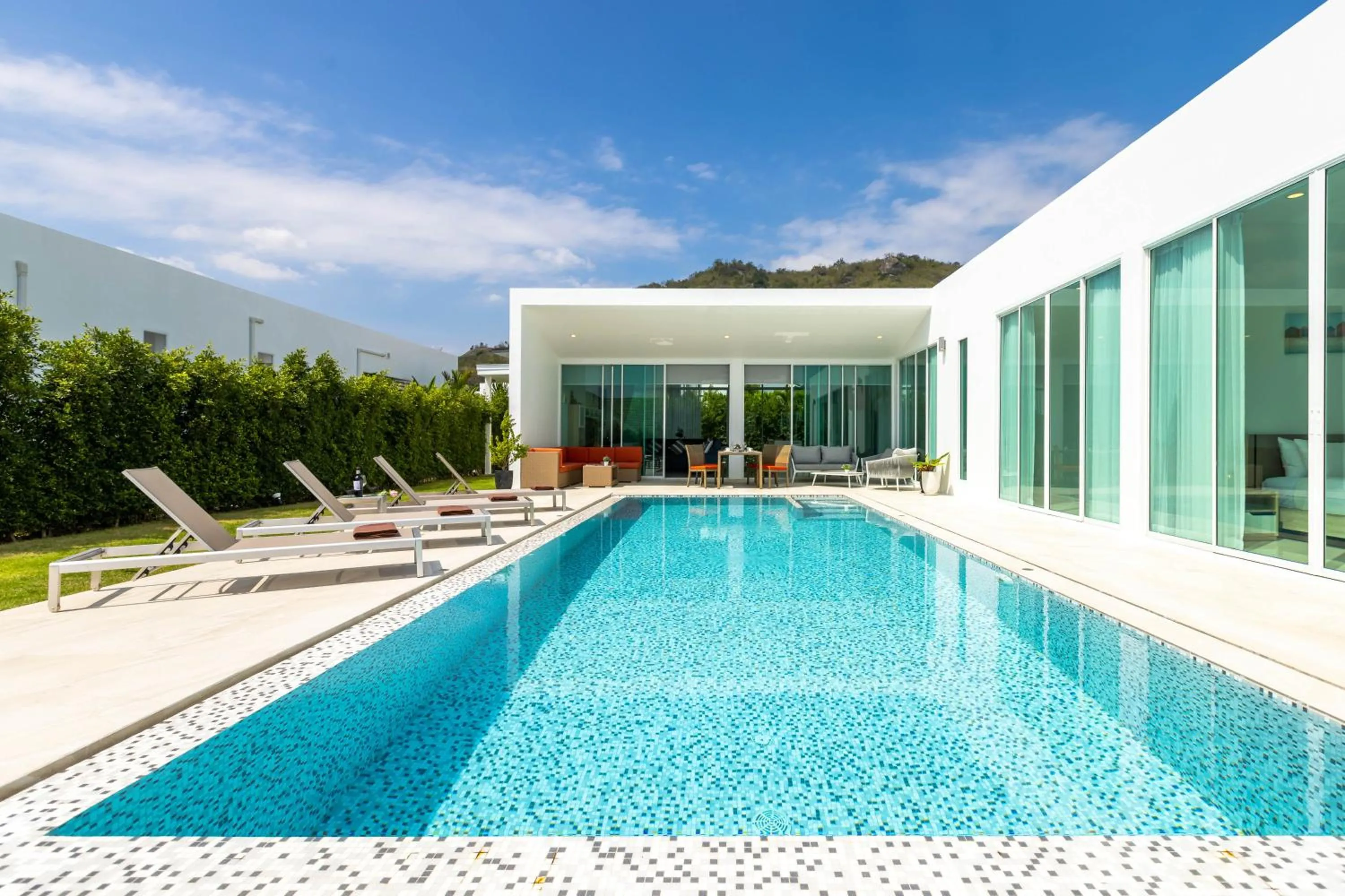 Modern 4 Bedroom Private Pool Villa KH-A2