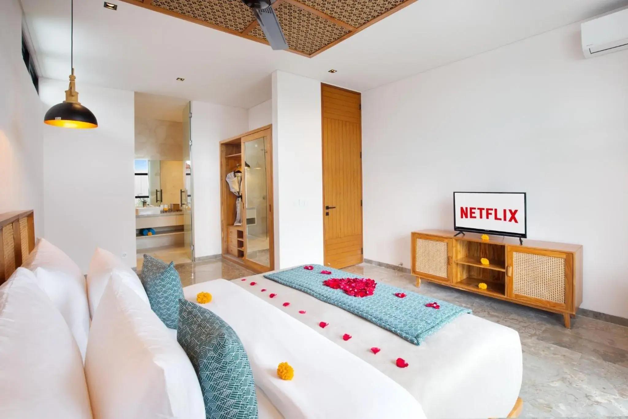 Bedroom, Bed in Eight Palms Villa Seminyak by Ini Vie Hospitality Bedroom, Bed in Eight Palms Villa Seminyak by Ini Vie Hospitality