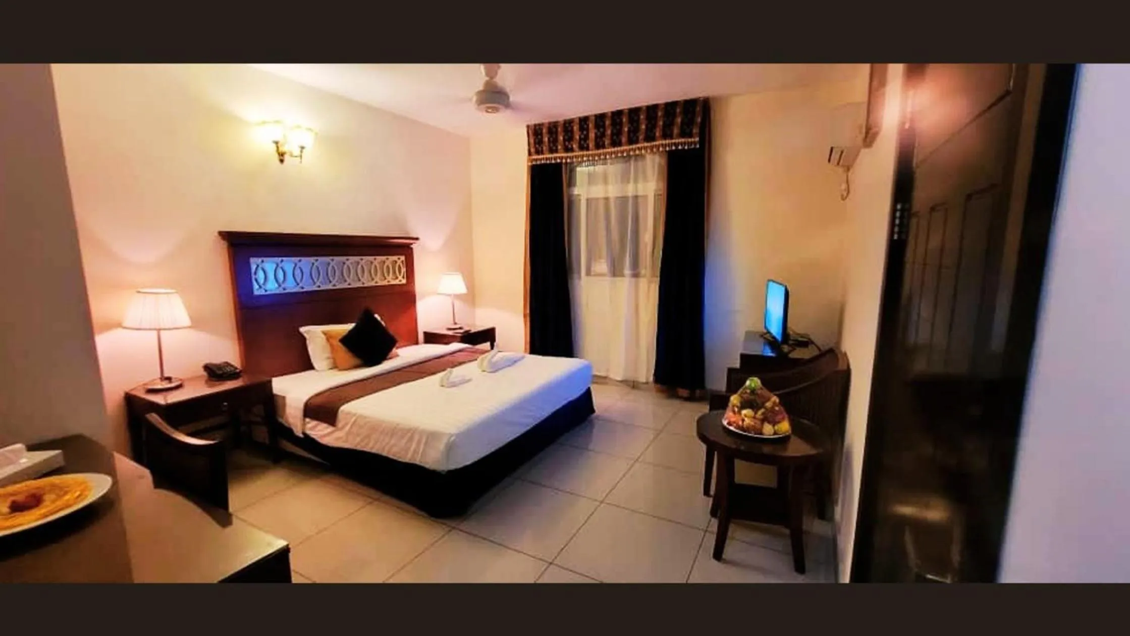 Bed in Ras Dika Hotel