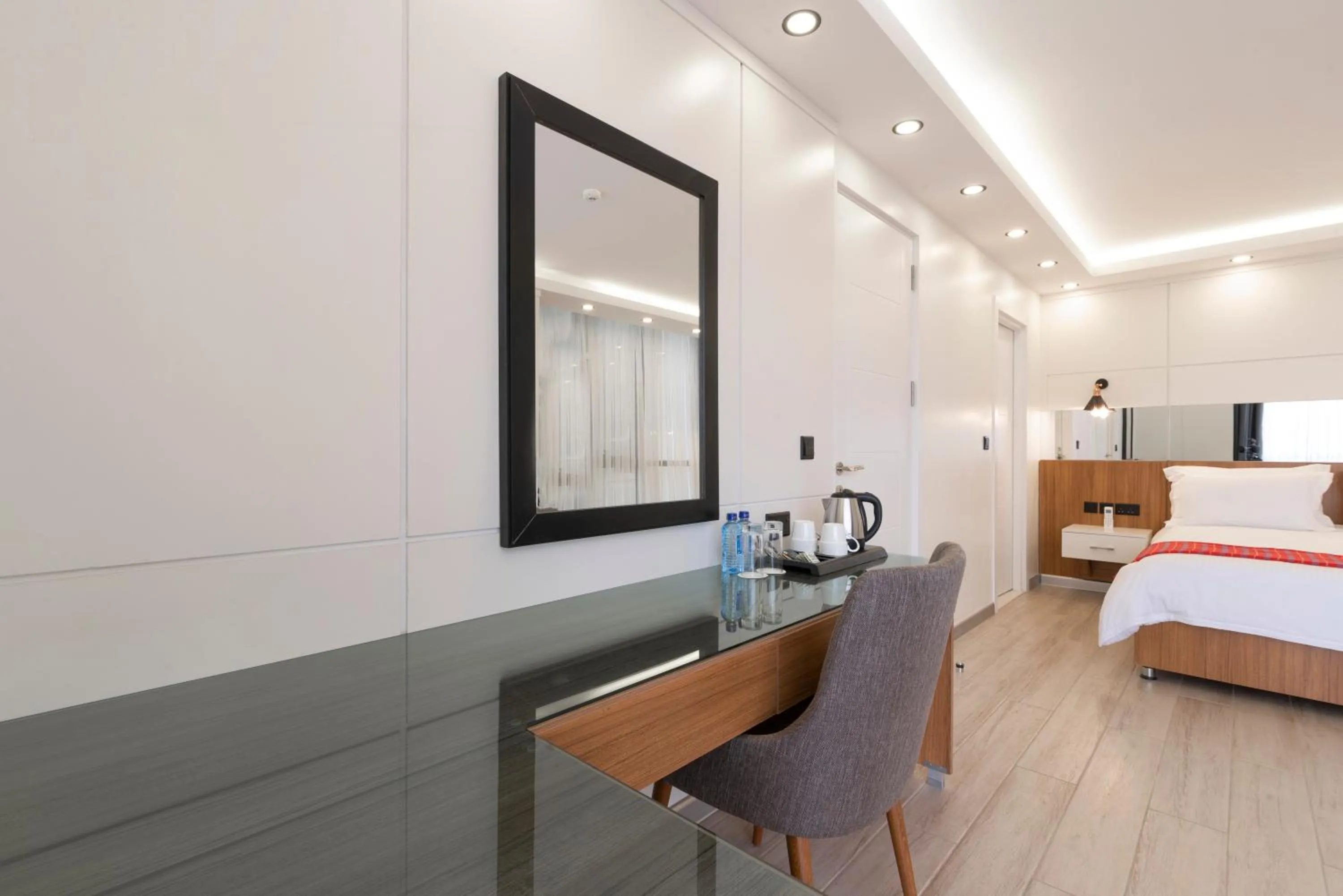 Photo of the whole room, Bed in MAA Hotel and Suites - Hurlingham, Nairobi