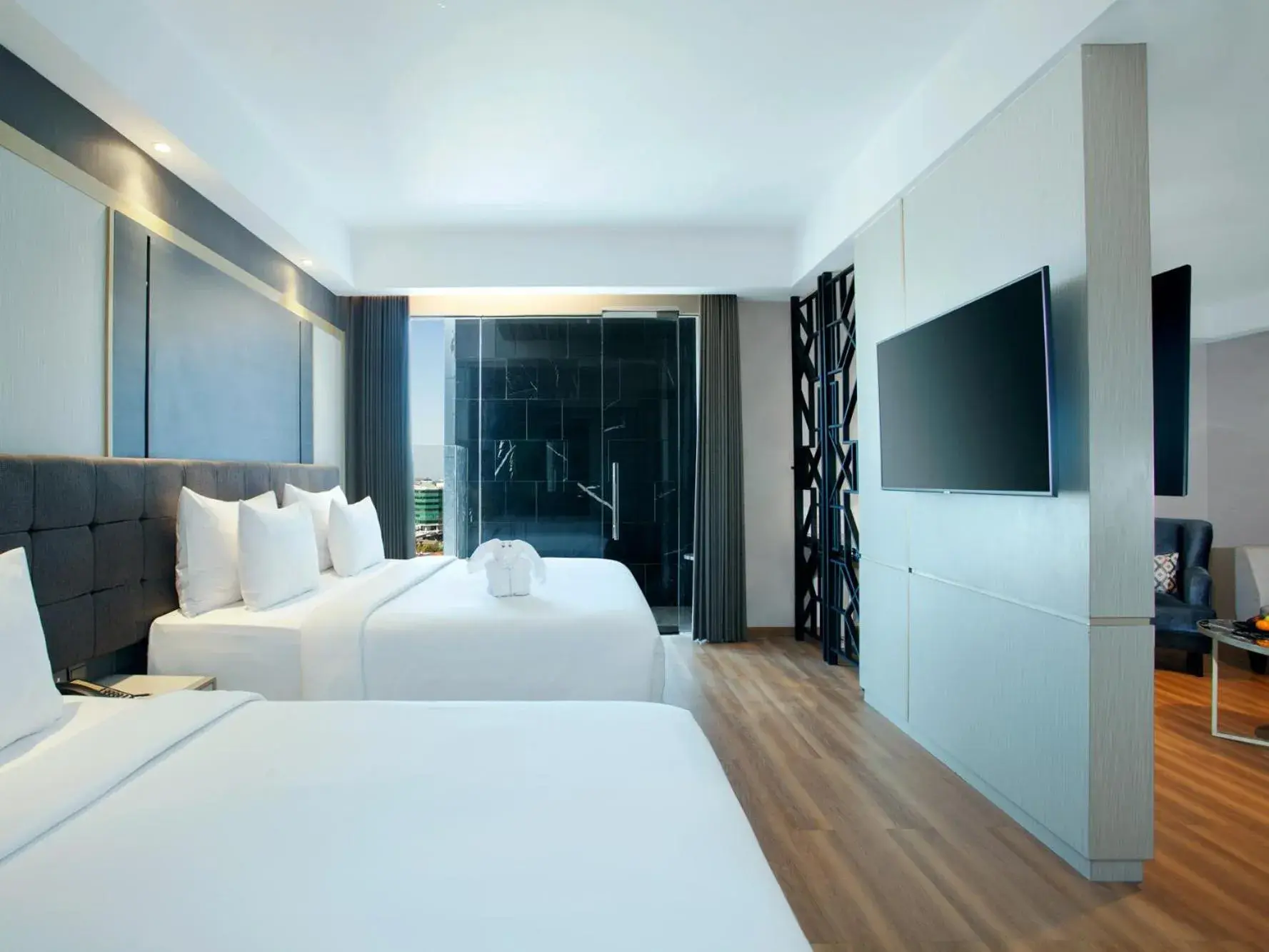 Bedroom, Bed in Platinum Hotel Tunjungan Surabaya Bedroom, Bed in Platinum Hotel Tunjungan Surabaya