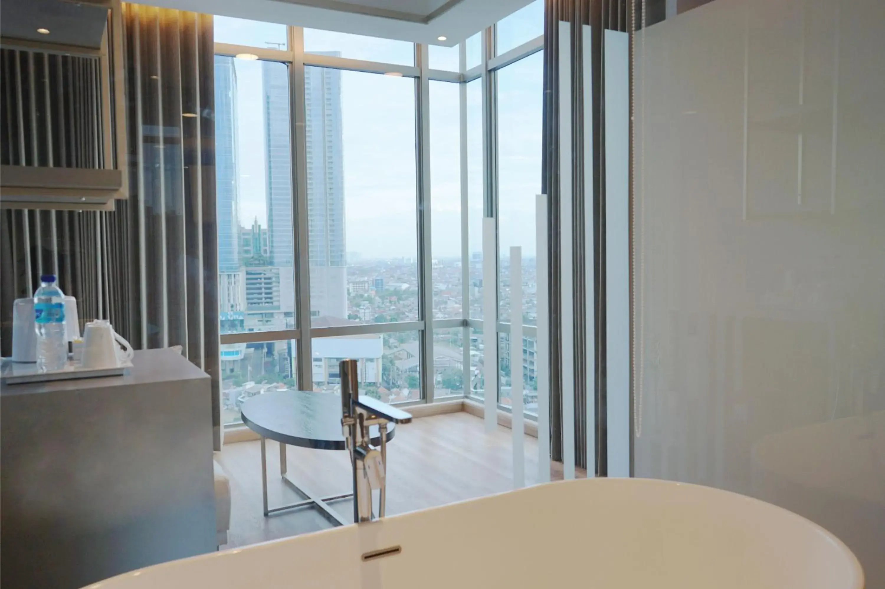 Bathroom in Platinum Hotel Tunjungan Surabaya Bathroom in Platinum Hotel Tunjungan Surabaya