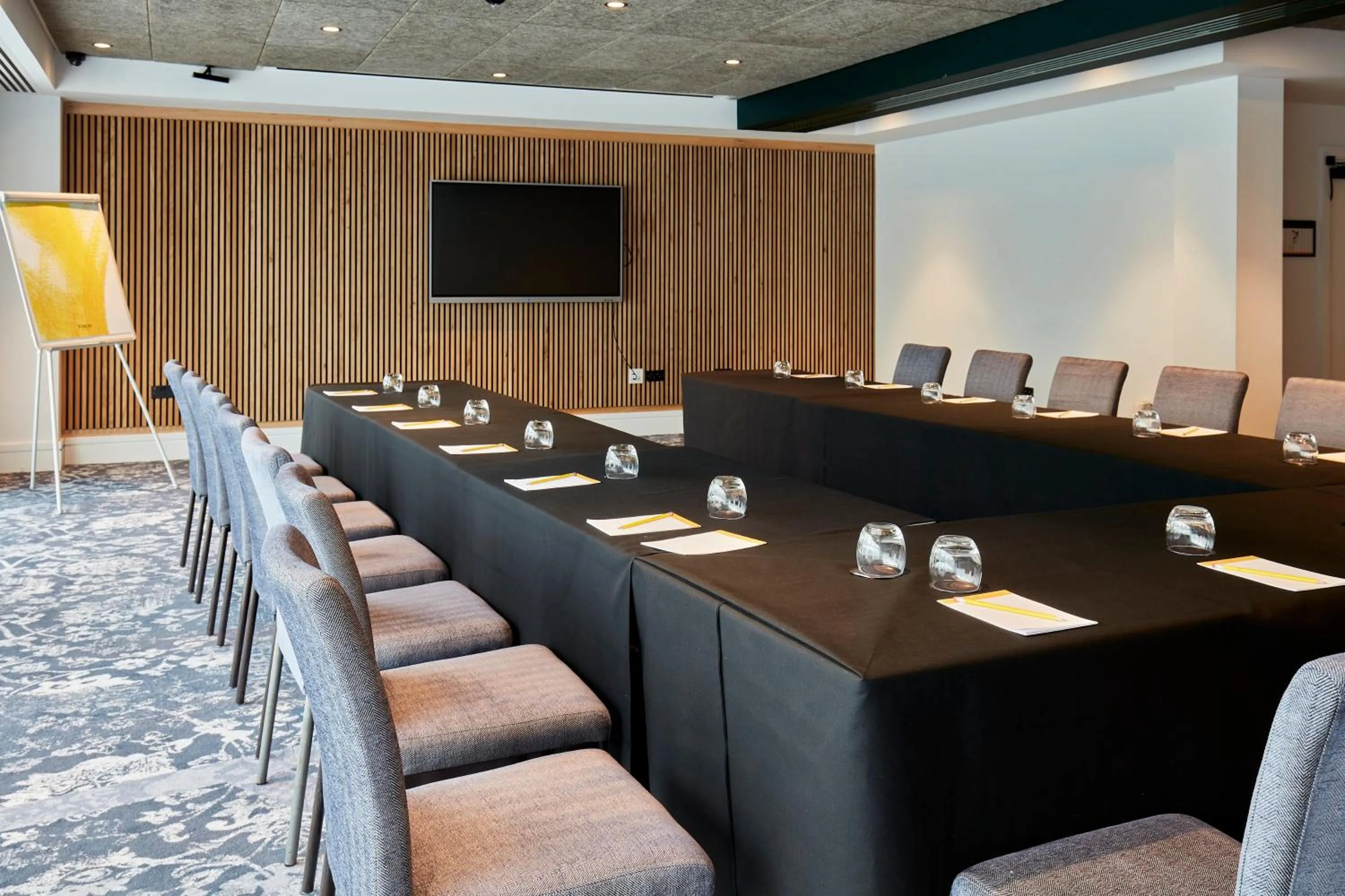Meeting/conference room in voco Leicester by IHG