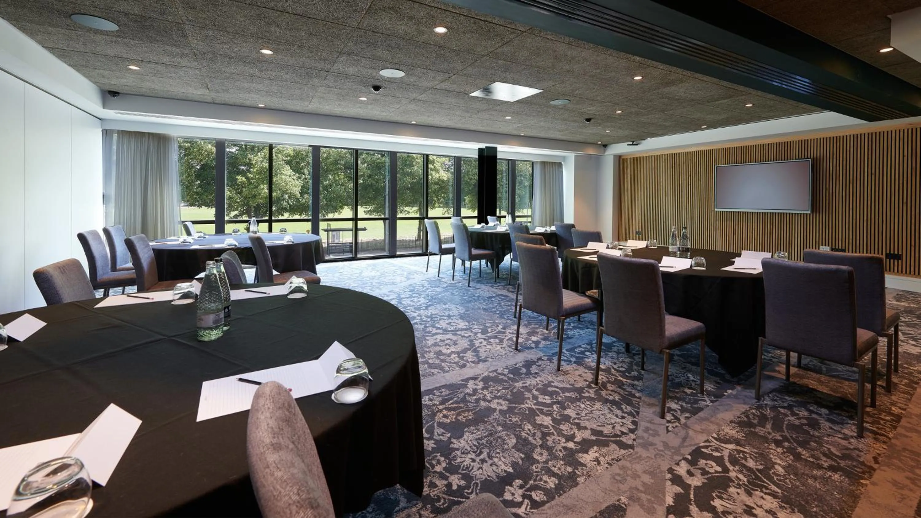 Meeting/conference room in voco Leicester by IHG