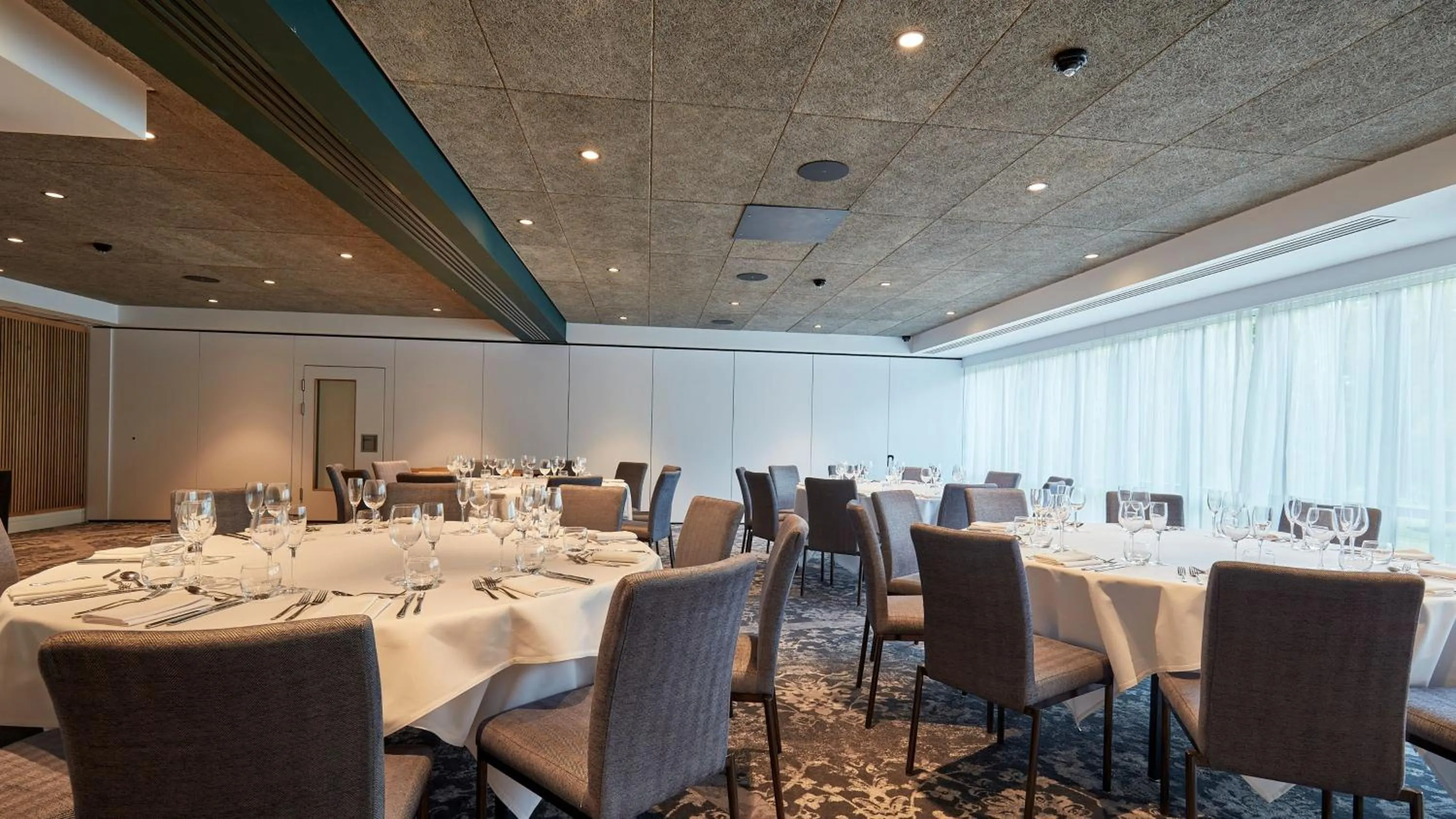 Meeting/conference room in voco Leicester by IHG