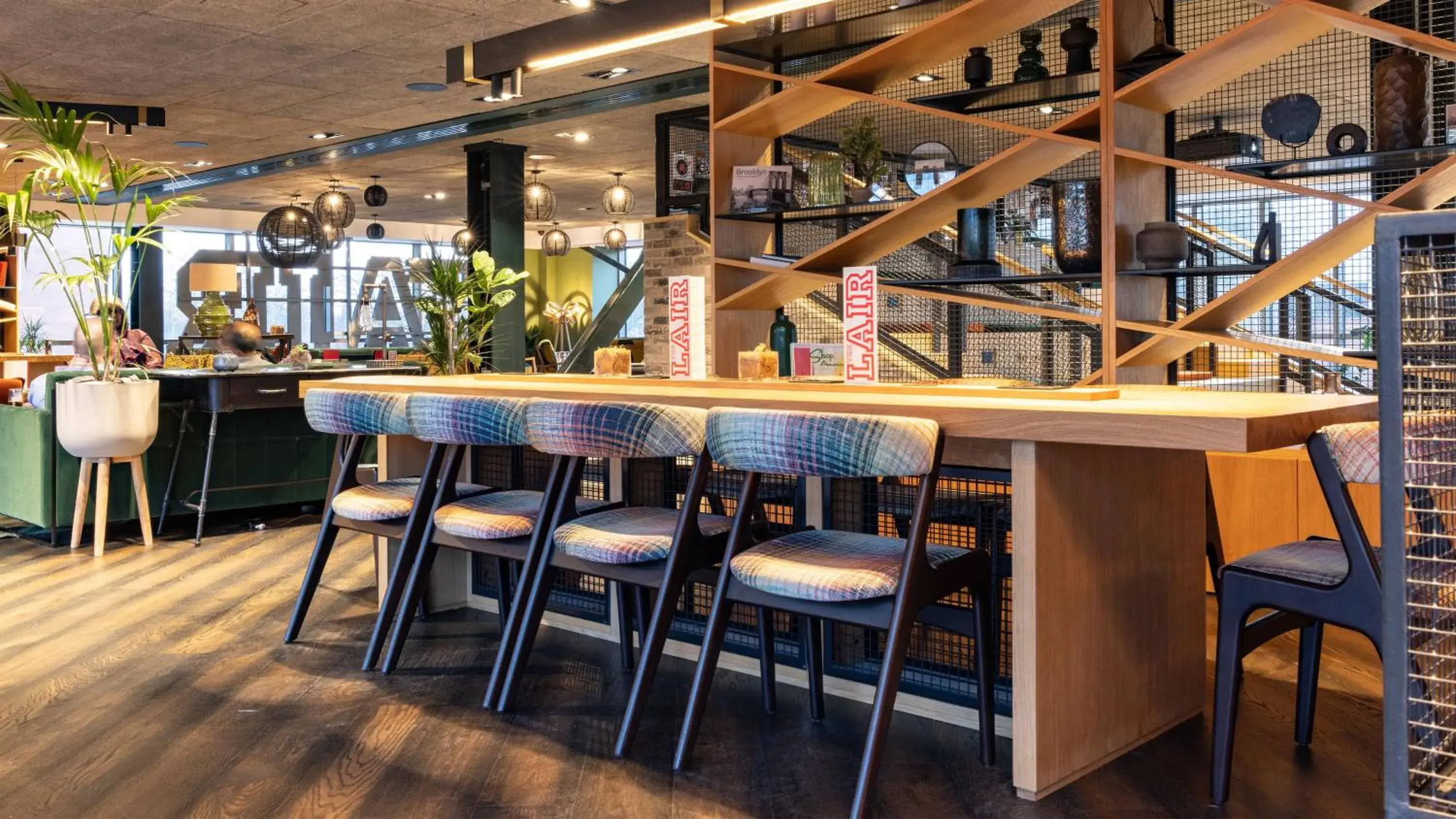 Lounge or bar in voco Leicester by IHG Lounge or bar in voco Leicester by IHG