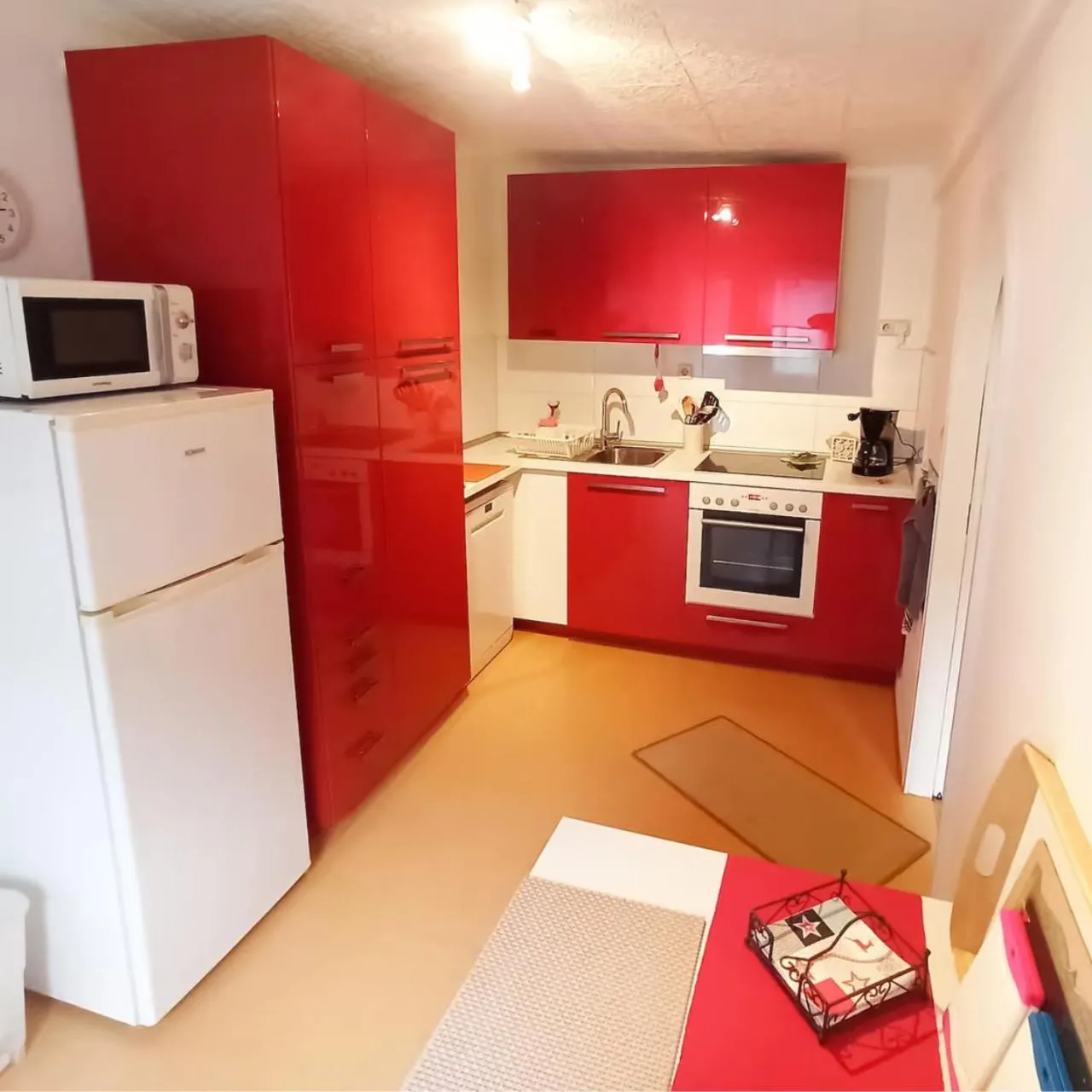 2 Bed Apt Sleeps 5 - Rooftop Terrace Wifi