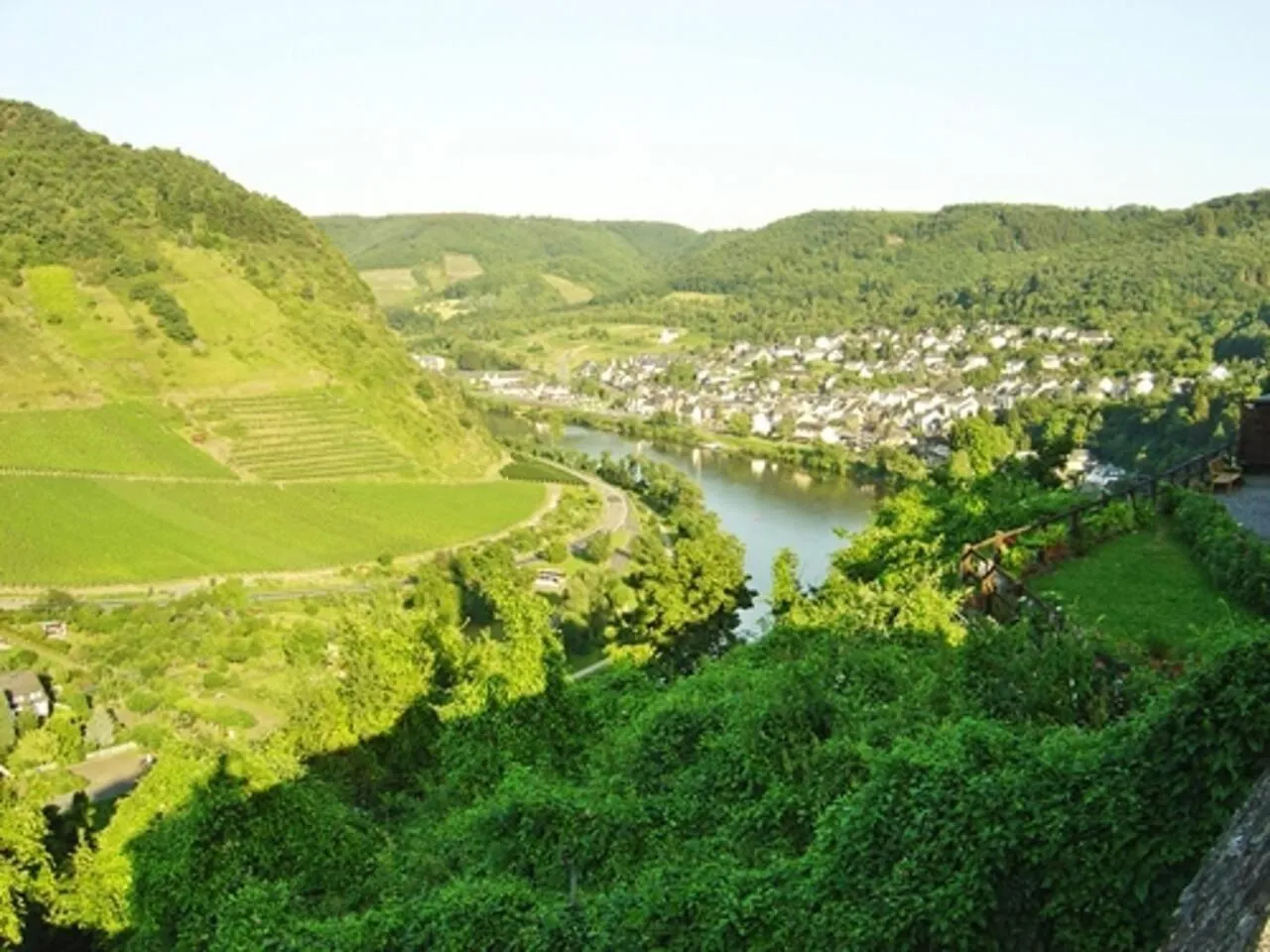 Natural landscape in 2 Bed Apt Sleeps 5 - Rooftop Terrace Wifi