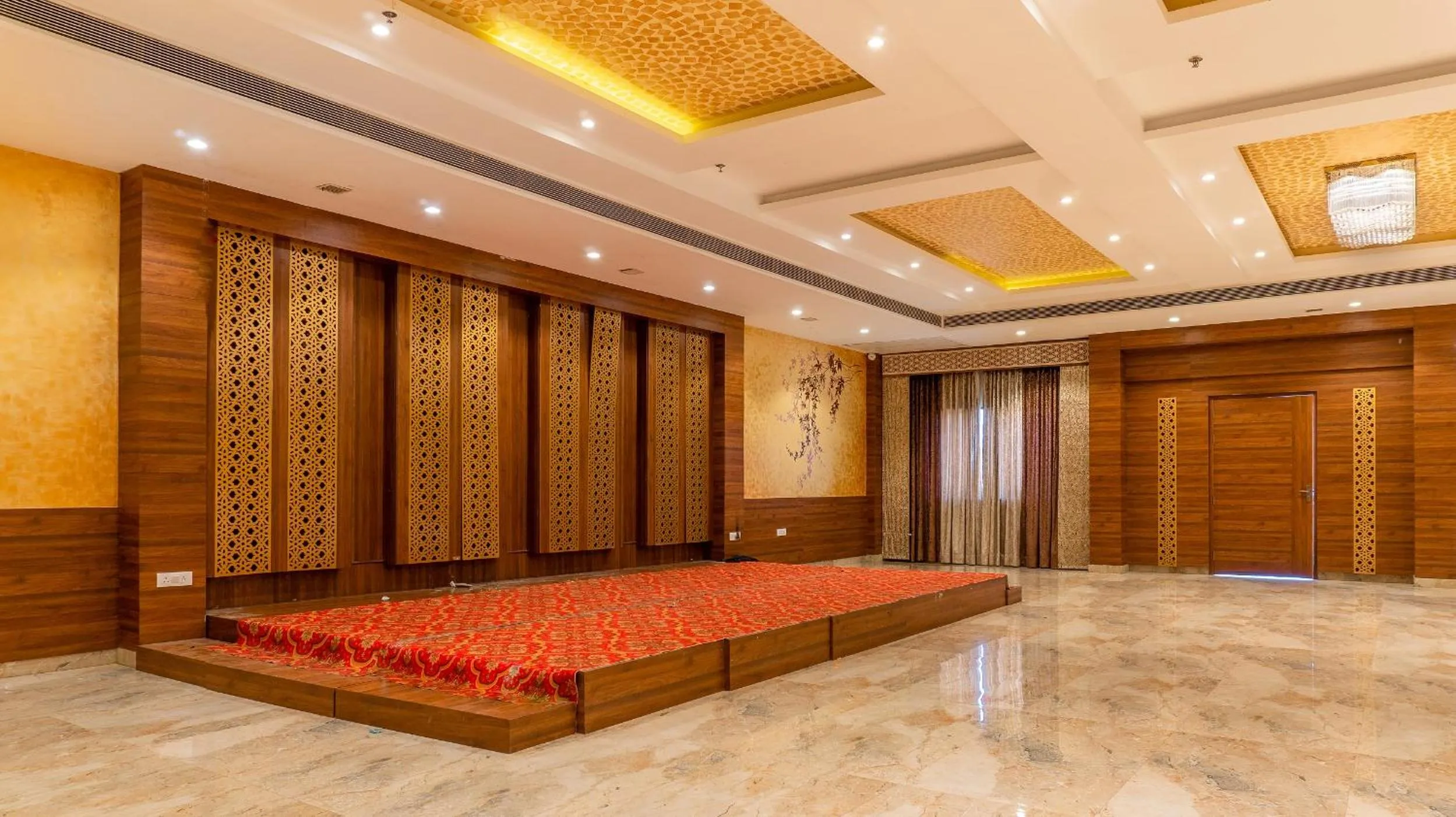 Banquet/Function facilities in Playotel Resort Bhopal