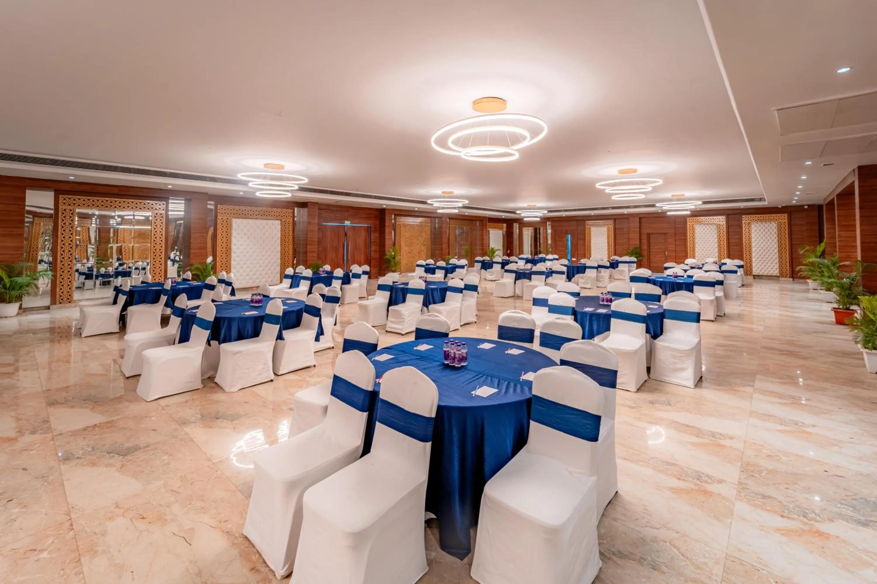 Banquet/Function facilities in Playotel Resort Bhopal