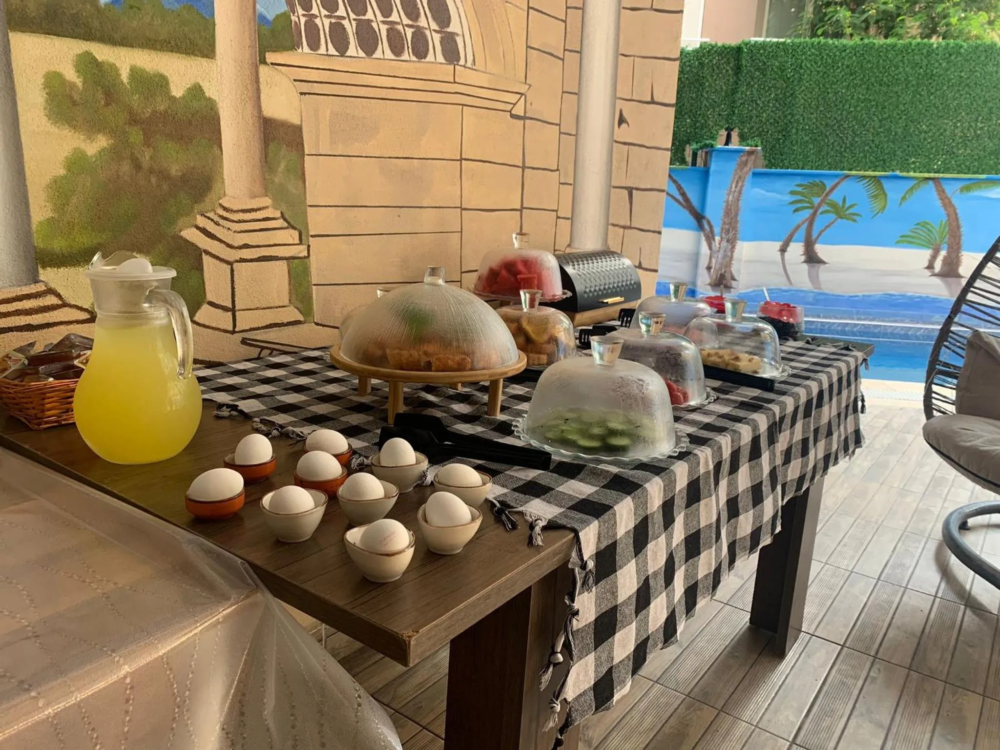 Food and drinks in City Moonlight Apart Hotel