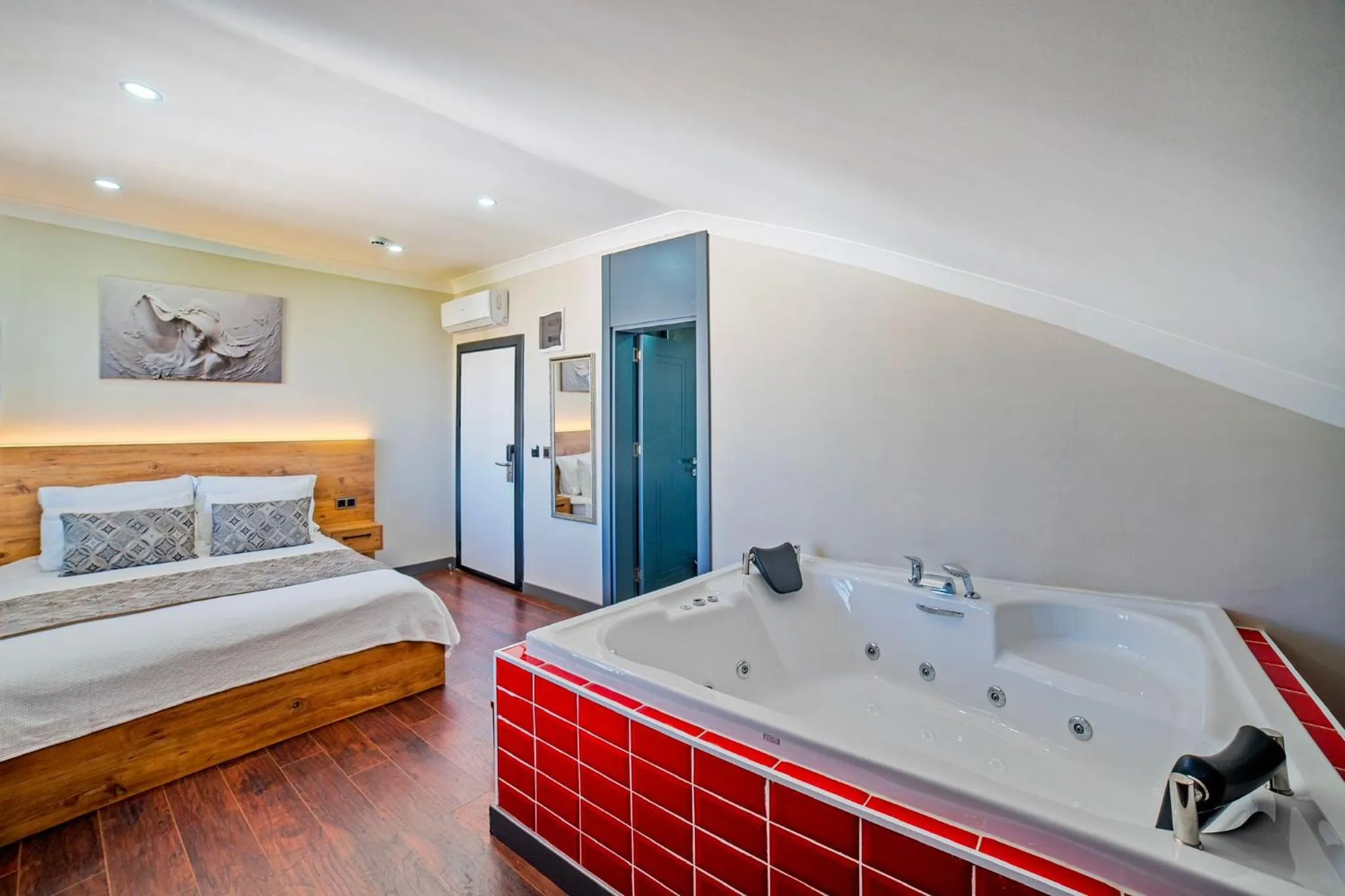 Bed in City Moonlight Apart Hotel