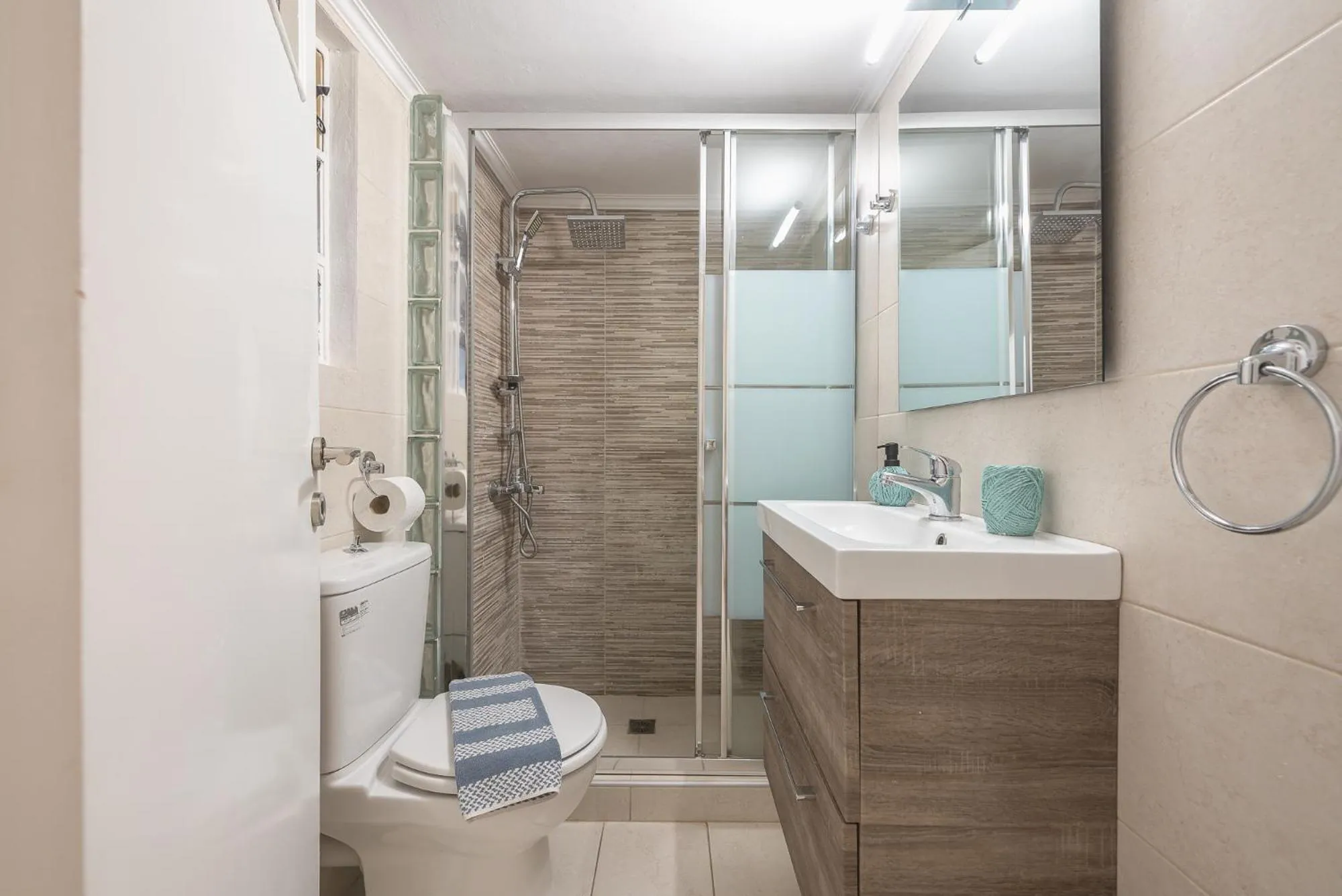 Bathroom in Erythros Boutique Suite By Cloudkeys