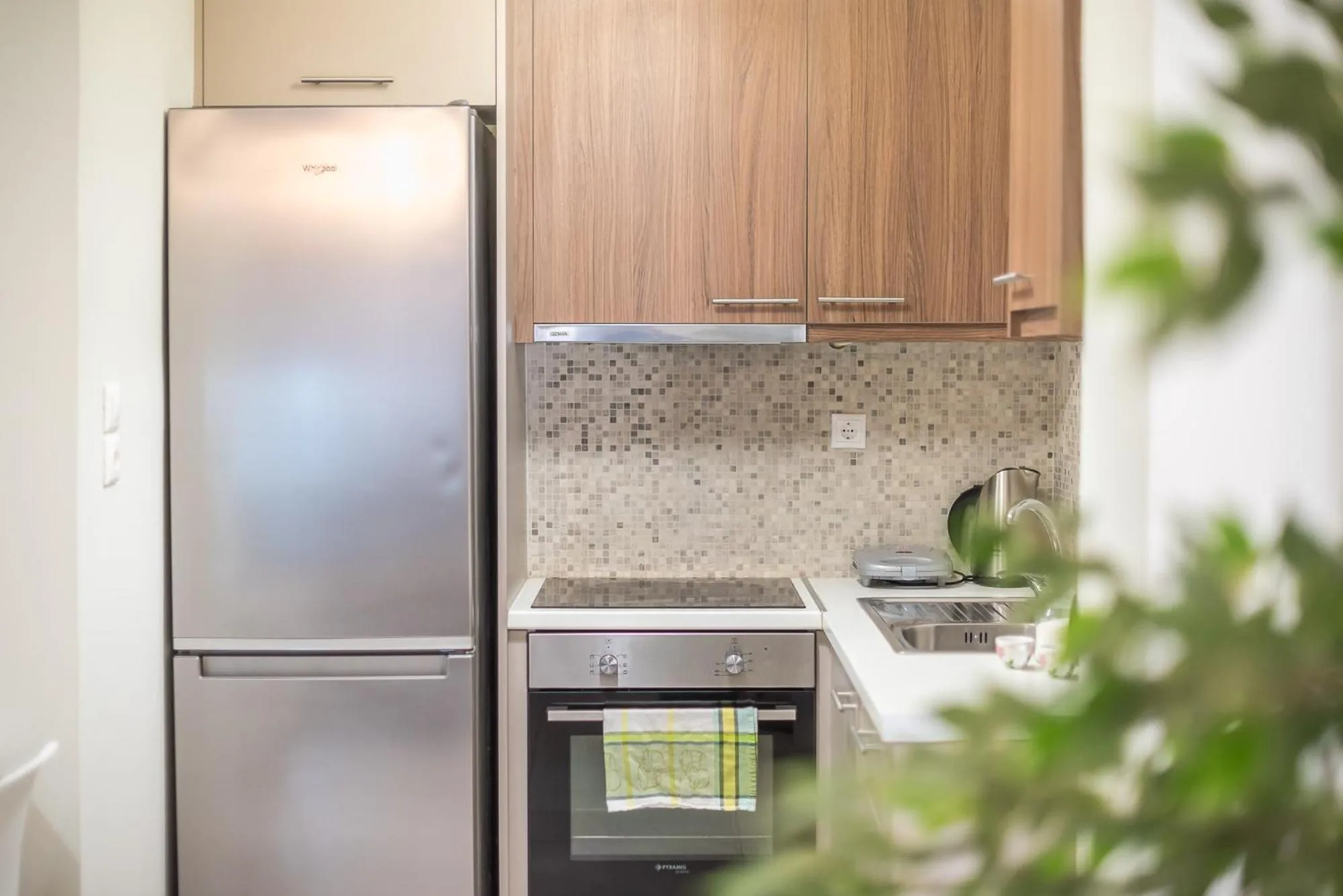 Kitchen or kitchenette in Erythros Boutique Suite By Cloudkeys