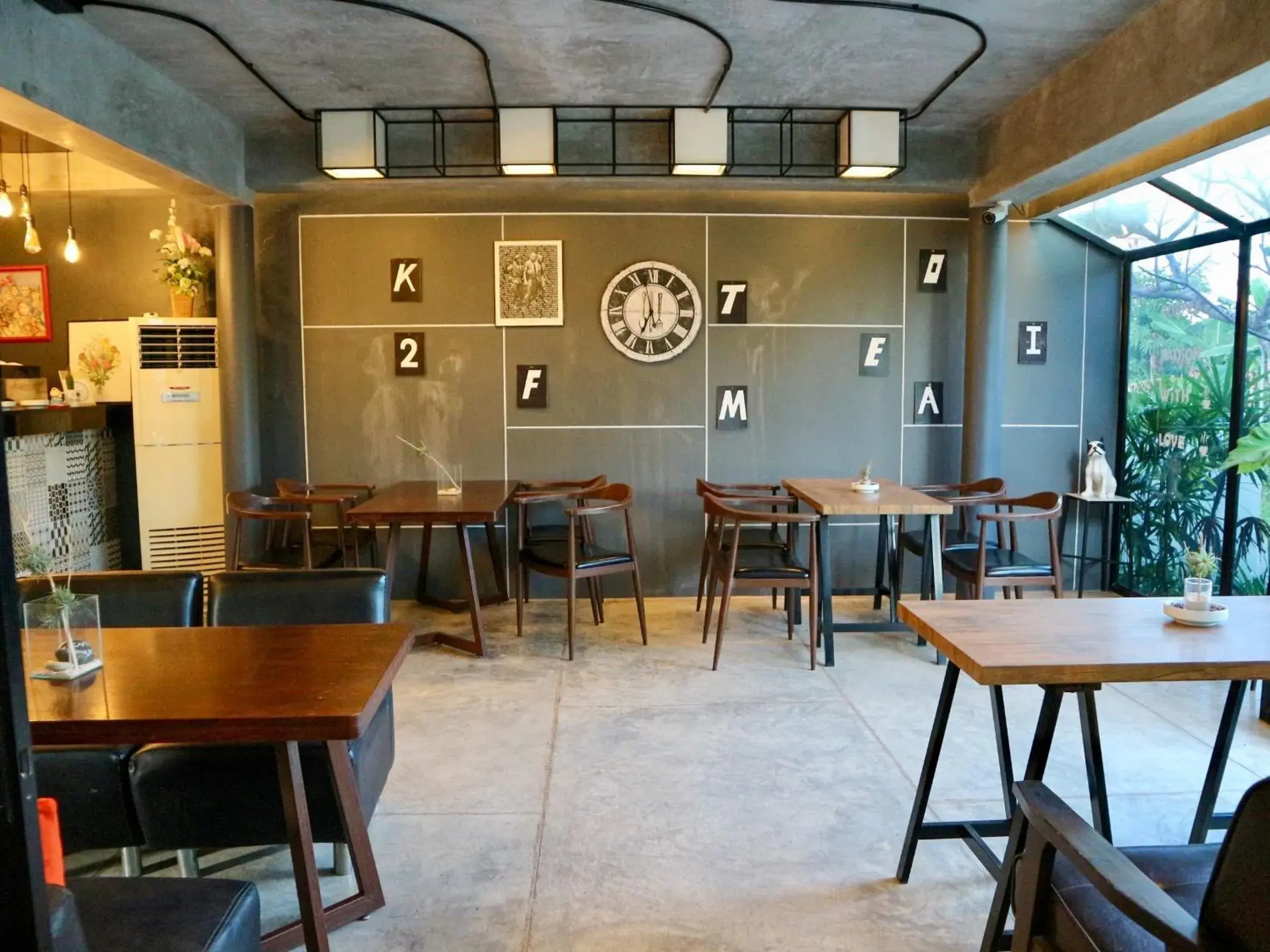 Restaurant/places to eat in Z&Z Resort Restaurant/places to eat in Z&Z Resort