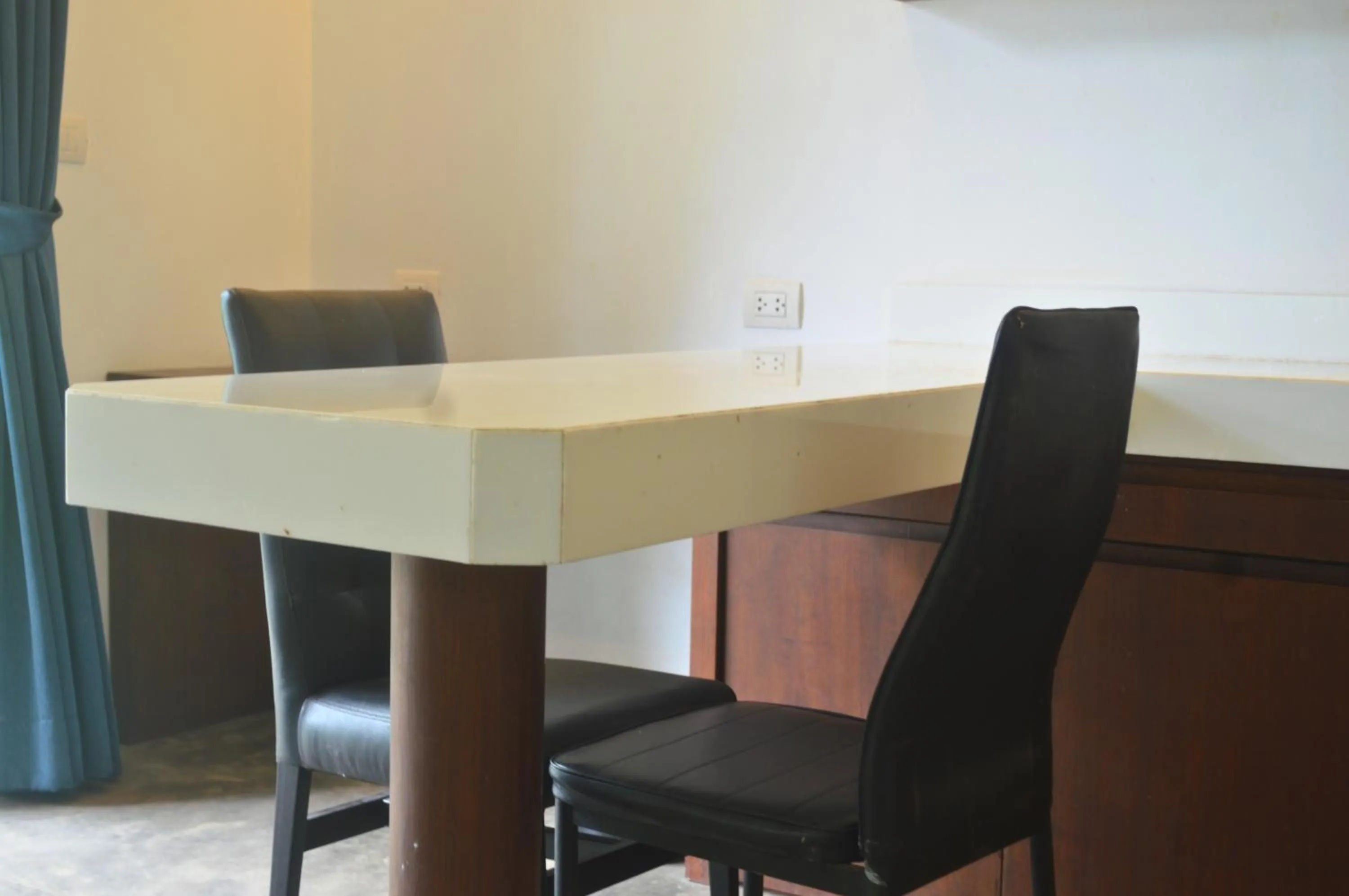 Communal lounge/ TV room in Z&Z Resort