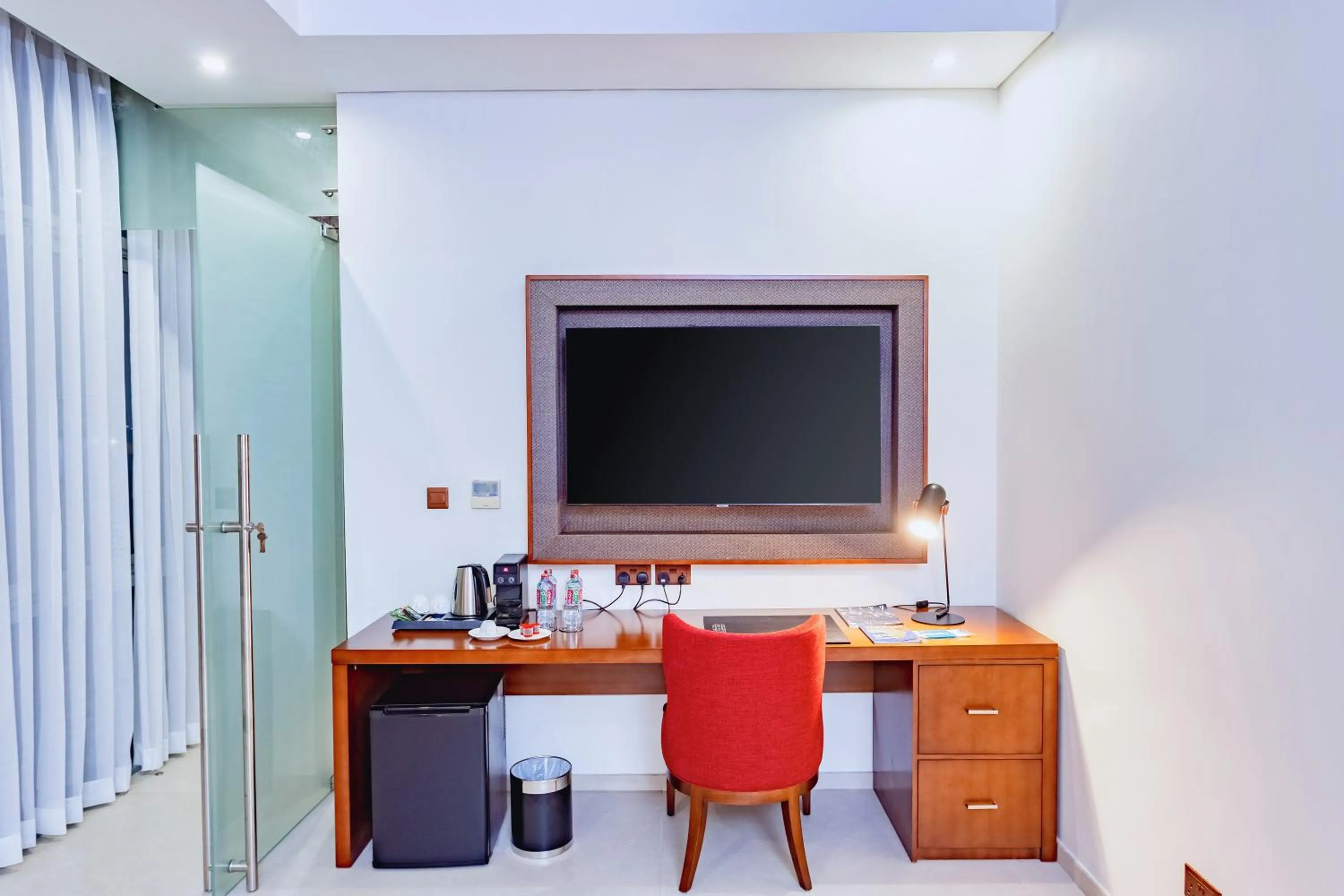 TV and multimedia in Alisa Hotel Tema