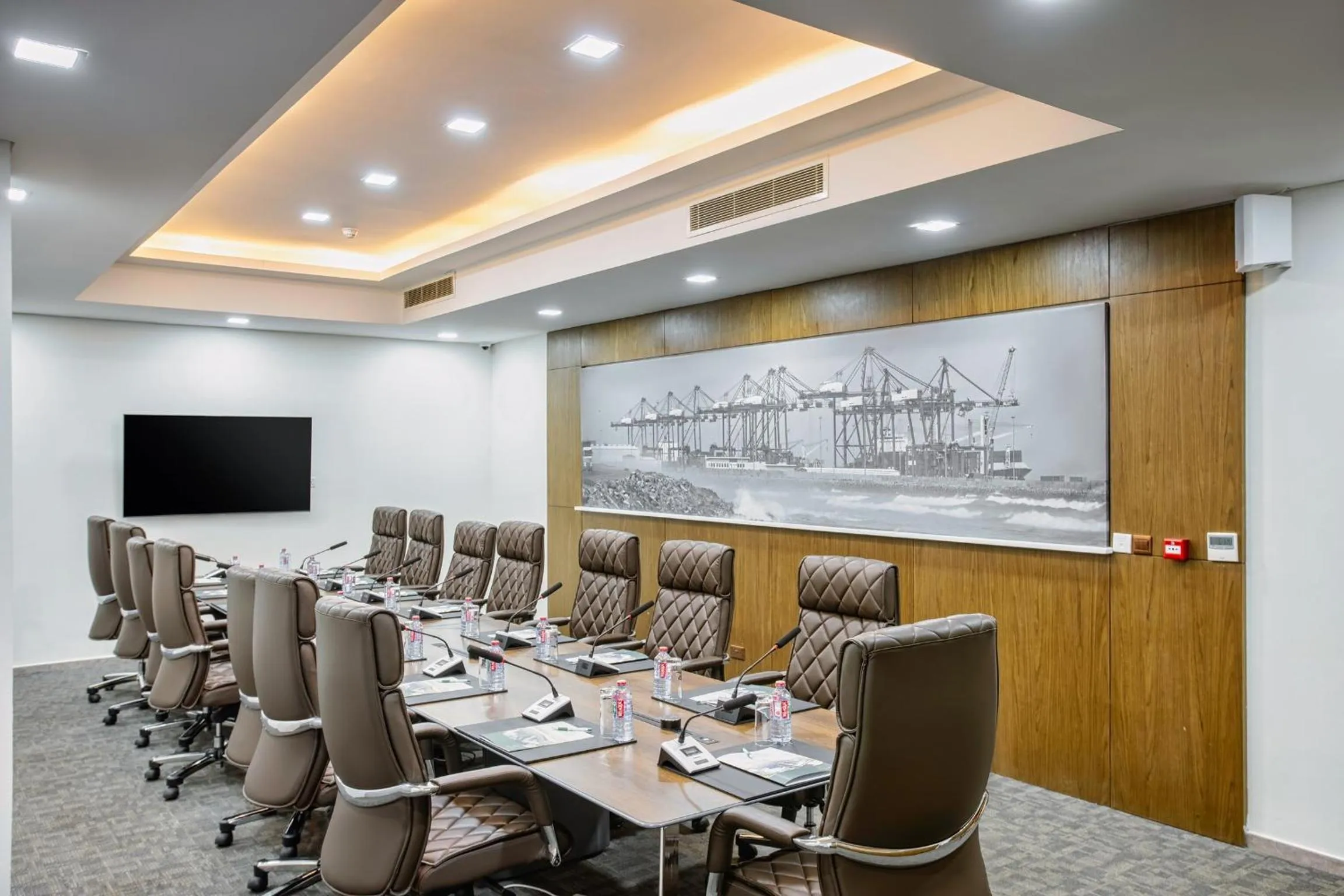 Meeting/conference room in Alisa Hotel Tema