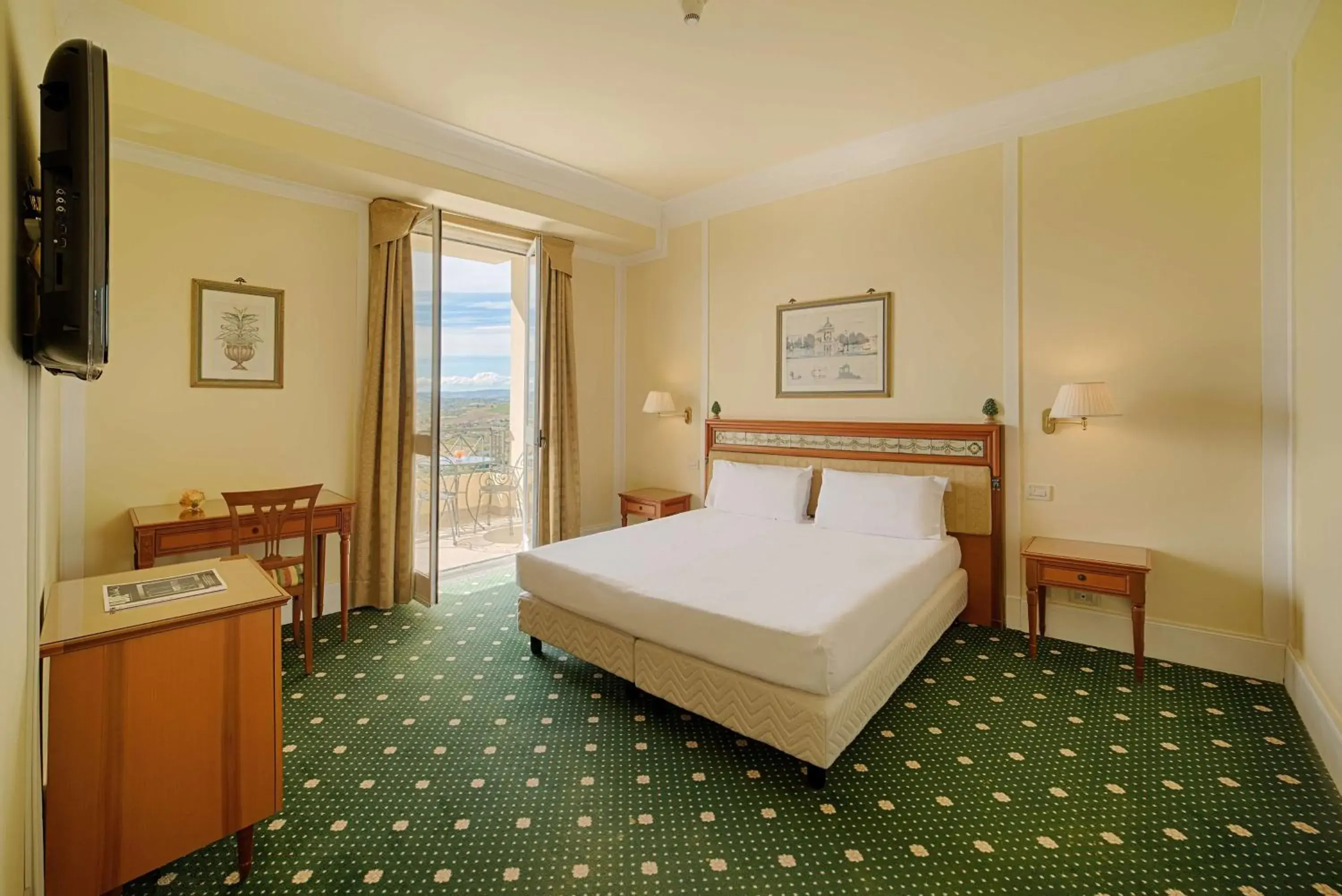 Bedroom, Bed in NH Caltagirone Villa San Mauro Bedroom, Bed in NH Caltagirone Villa San Mauro