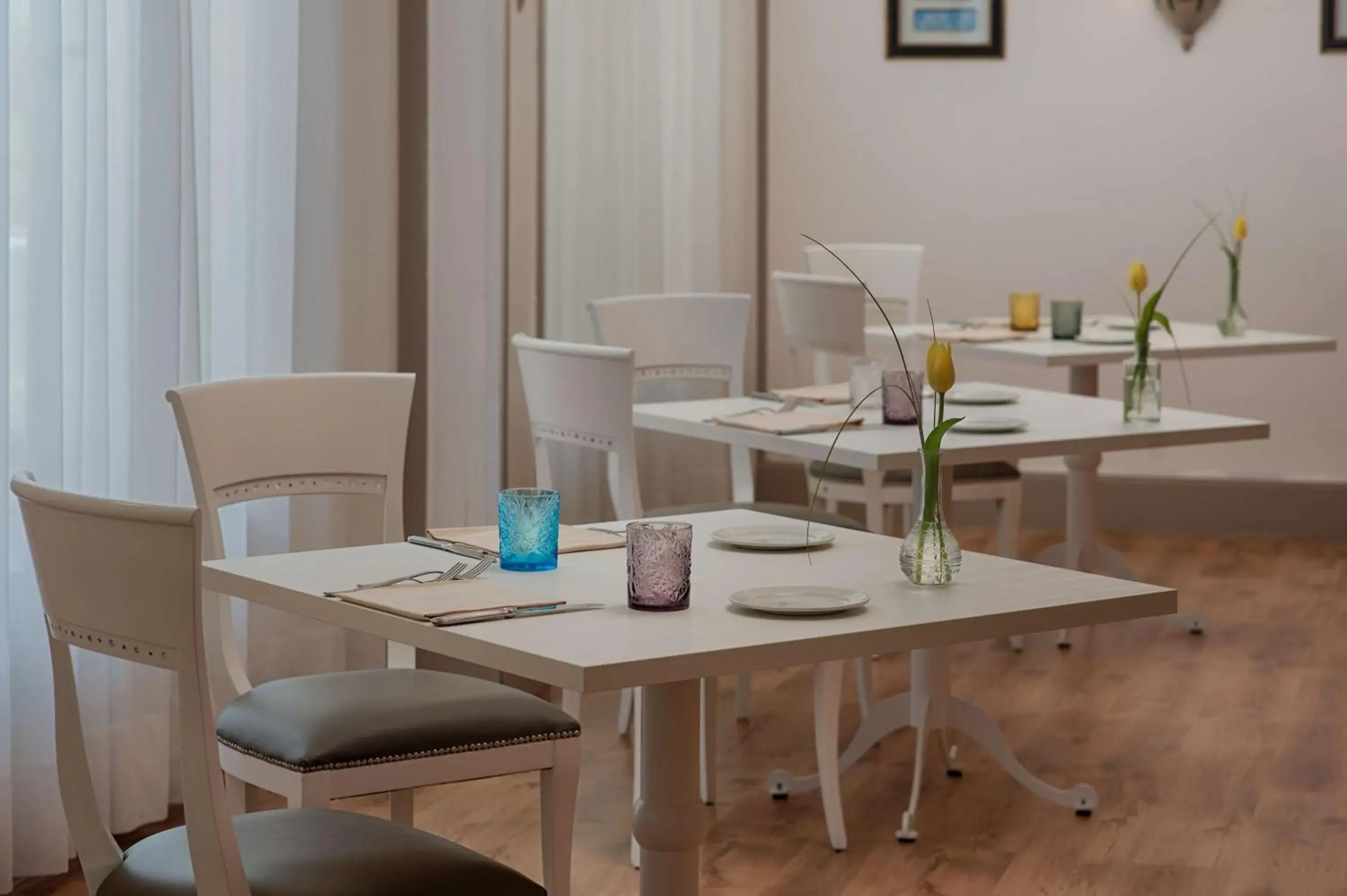 Restaurant/places to eat in NH Caltagirone Villa San Mauro Restaurant/places to eat in NH Caltagirone Villa San Mauro