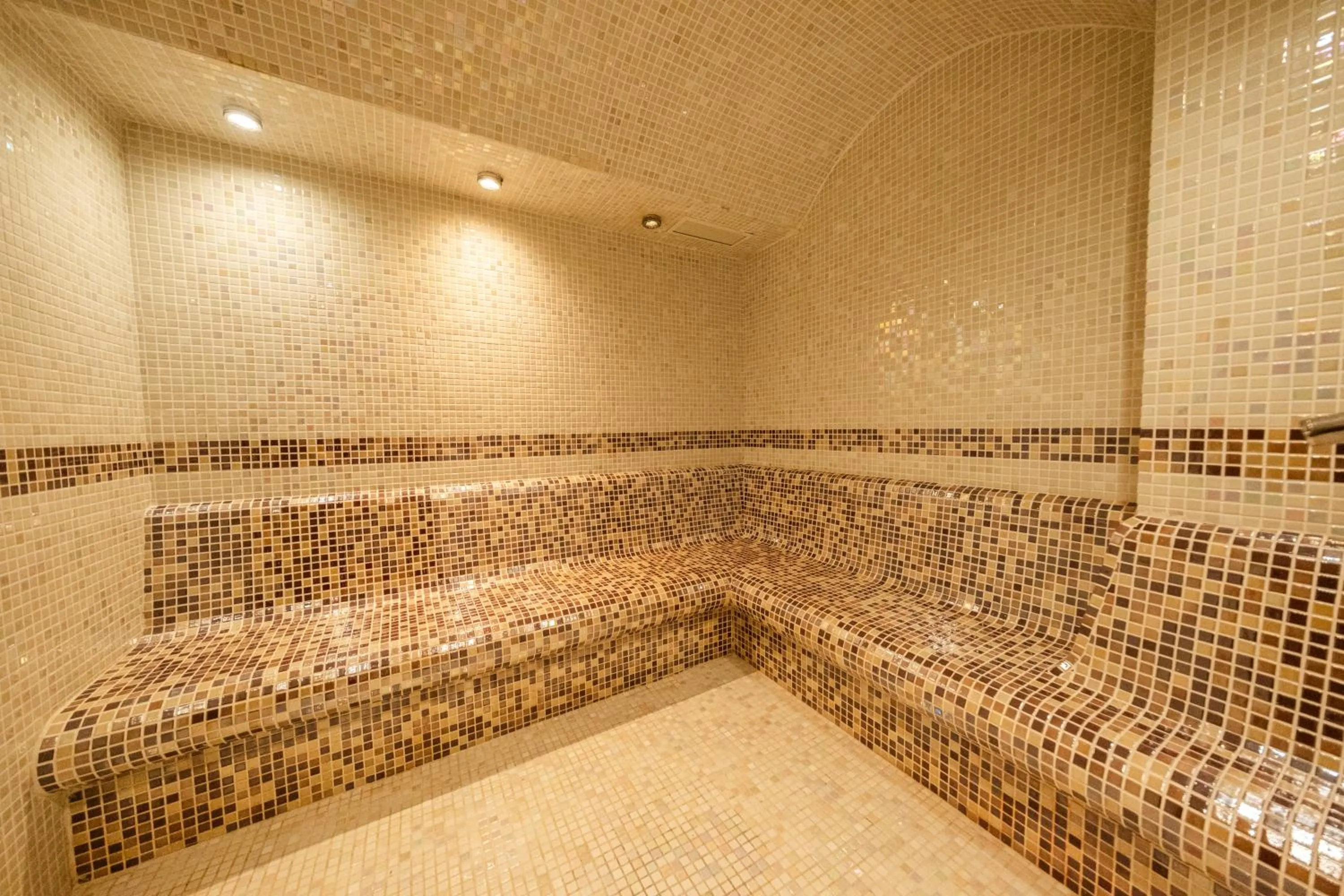 Spa and wellness centre/facilities in MQ Hotel Suites & SPA