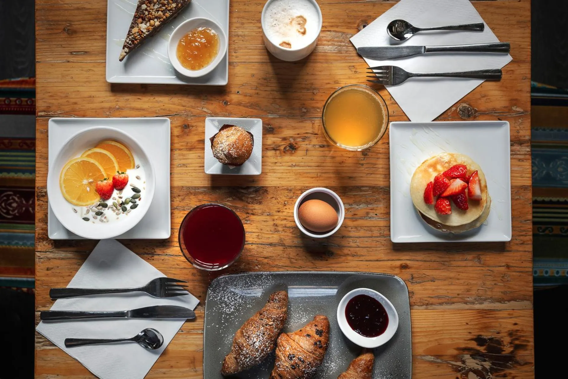 Breakfast in Maxxim Hotel & Loft