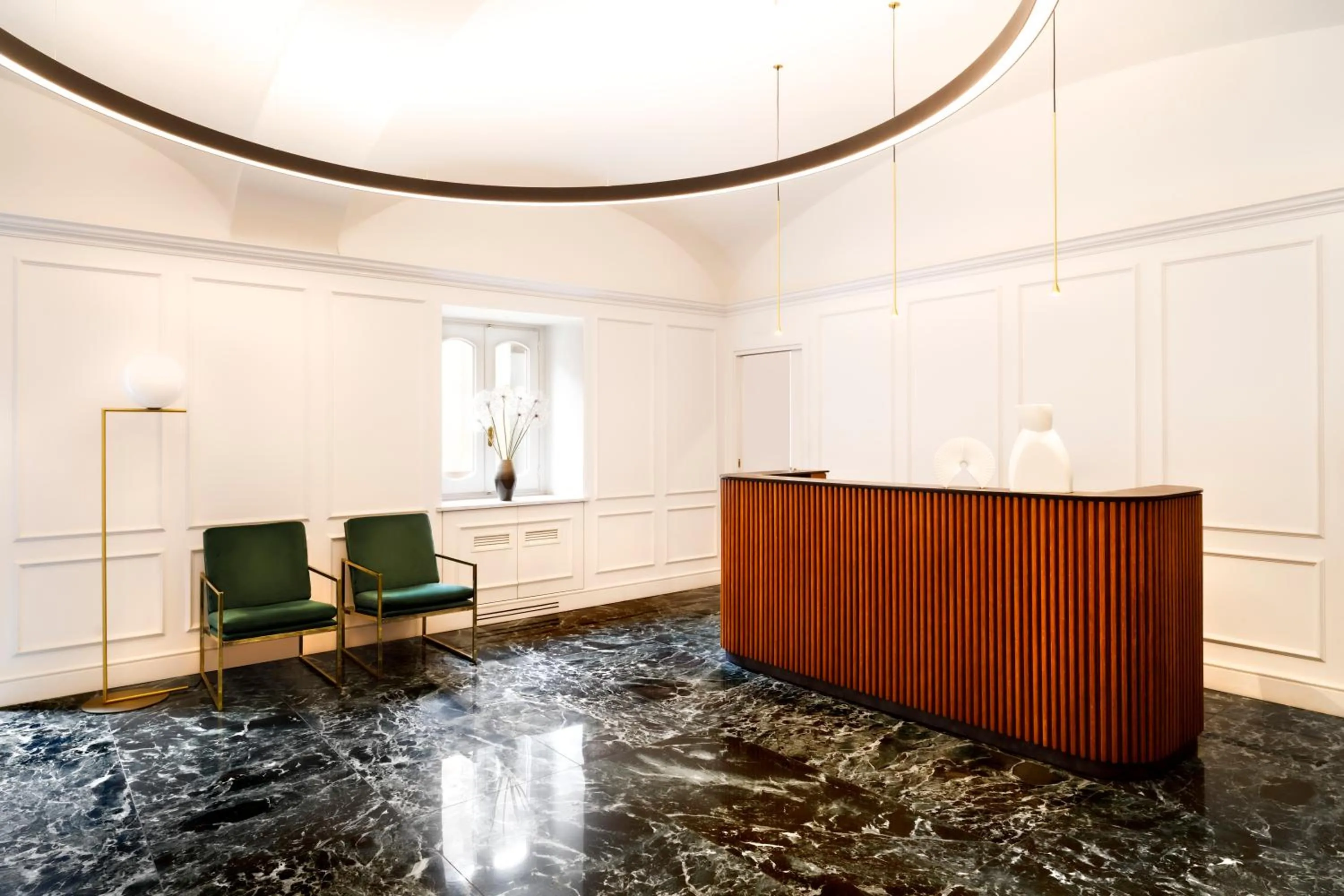 Lobby or reception in Best Western Plus Royal Superga Hotel