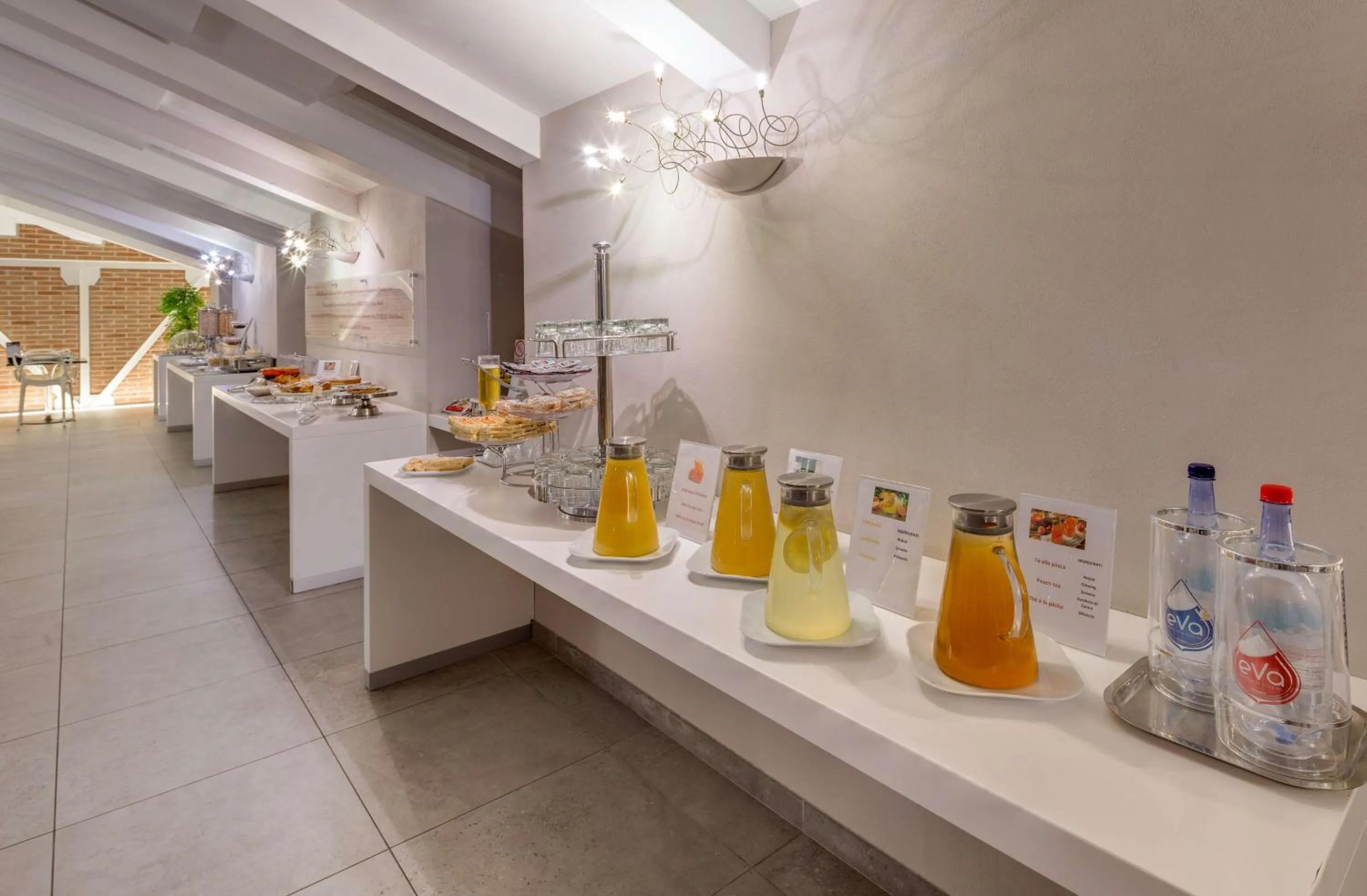 Restaurant/places to eat in Best Western Plus Royal Superga Hotel