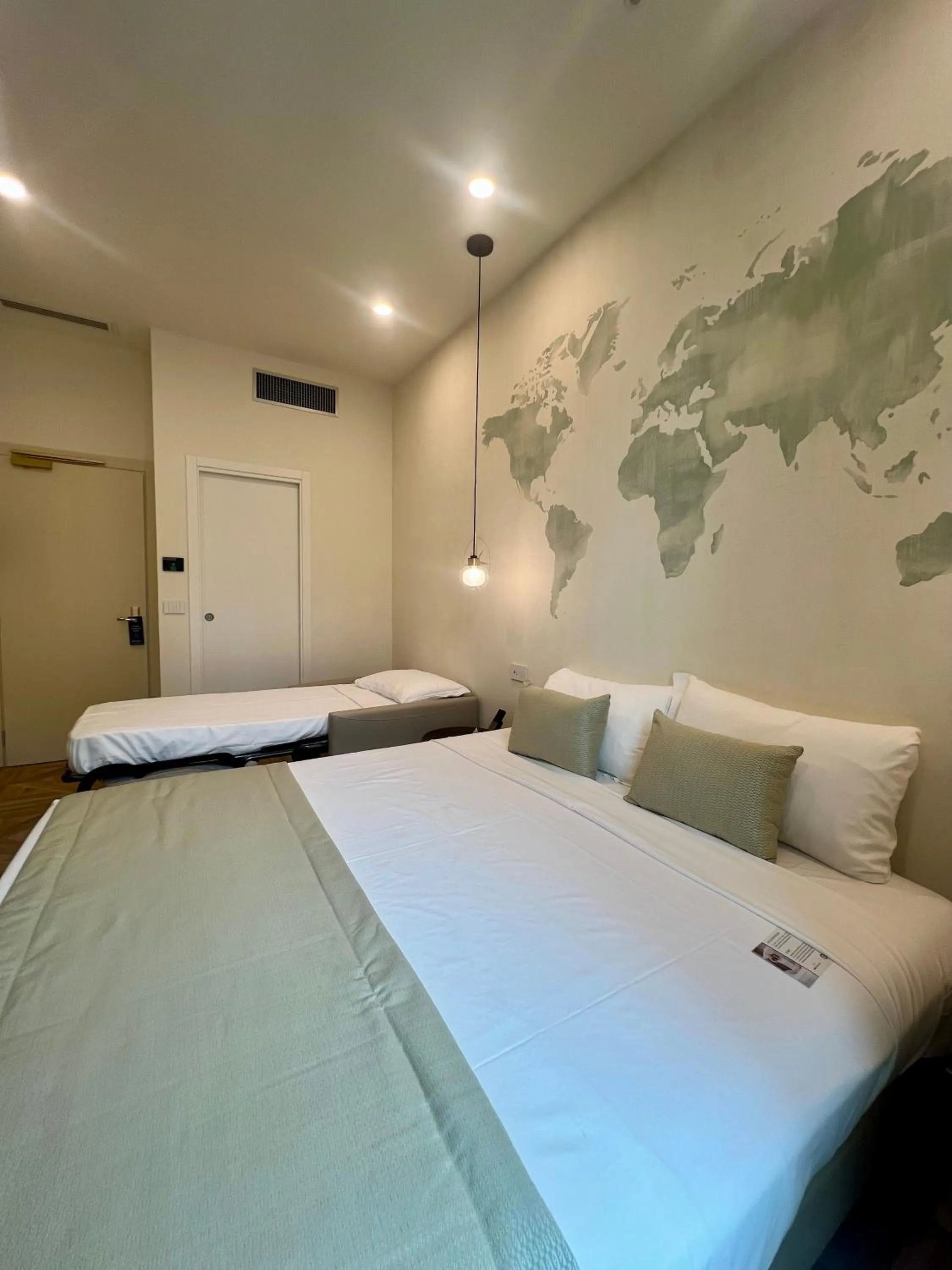 Bedroom, Bed in Best Western Plus Royal Superga Hotel