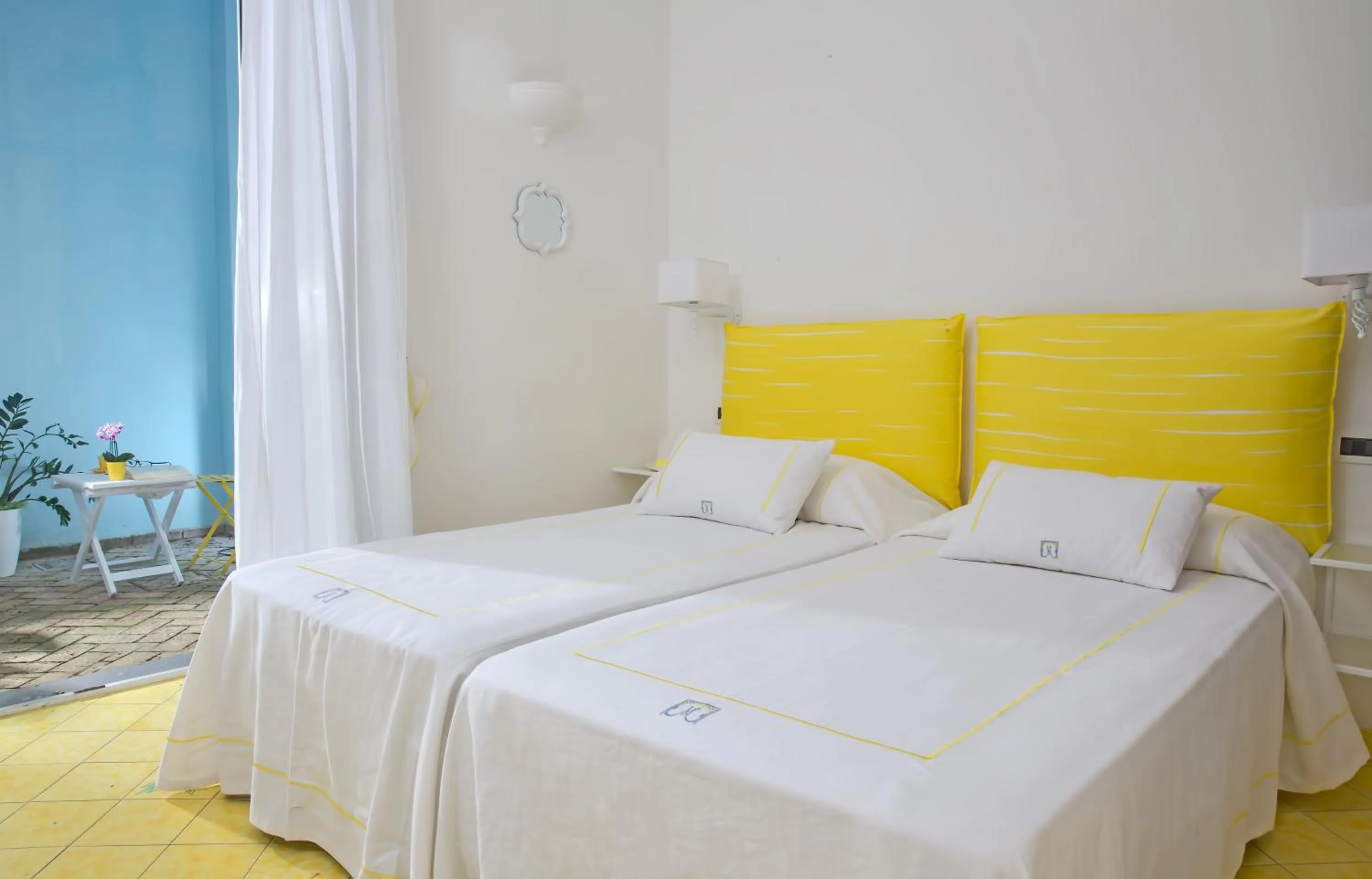 Bedroom, Bed in Relais Maresca Luxury Small Hotel & Terrace Restaurant