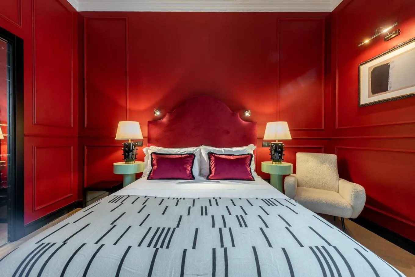 Photo of the whole room, Bed in The Couper Sant'Andrea