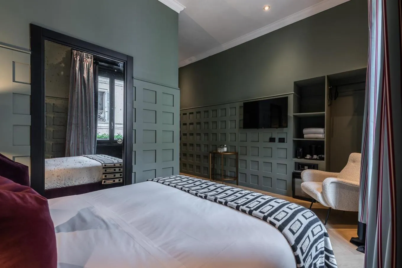 Photo of the whole room, Bed in The Couper Sant'Andrea