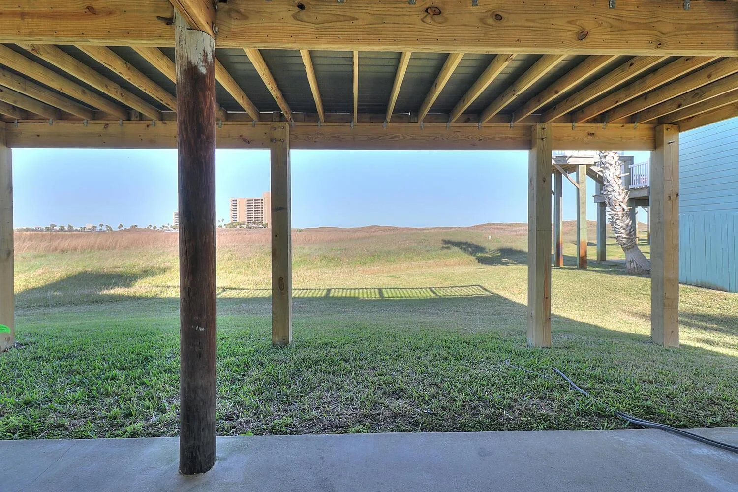 Other in It Is Fine LCV26 Pet Friendly