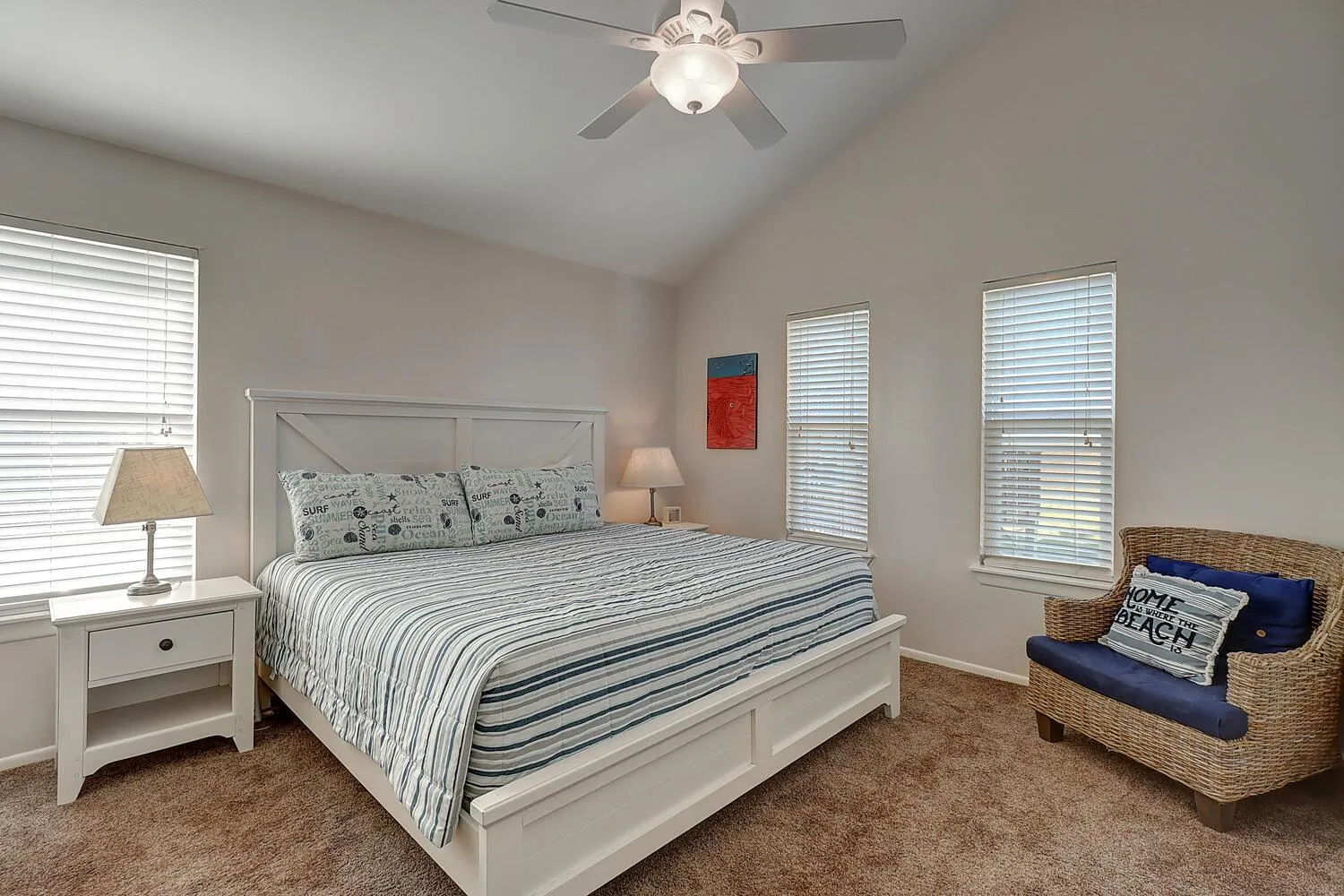 Other, Bed in It Is Fine LCV26 Pet Friendly