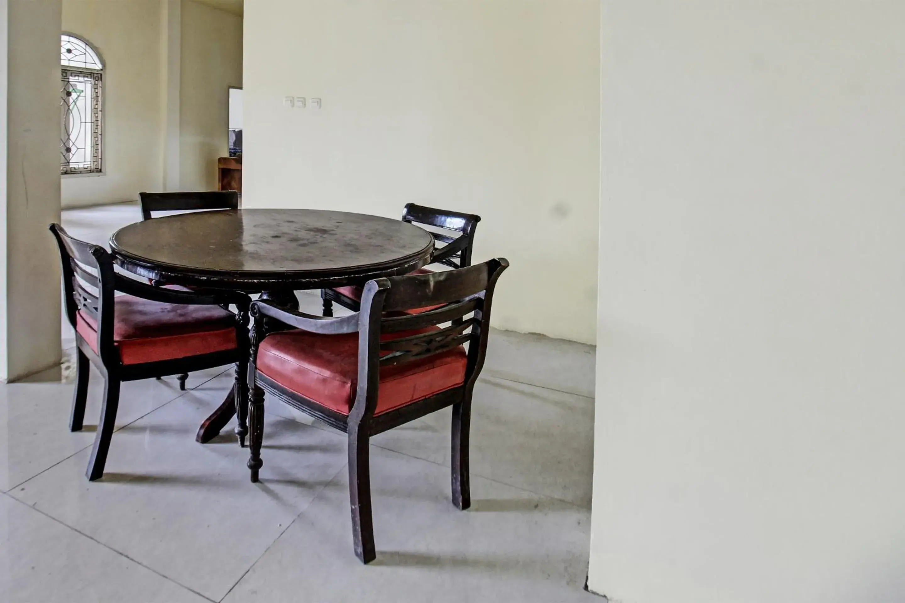 Lobby or reception in Hotel O Ayu Bypass MansionNearBundaran Gerung Lobby or reception in Hotel O Ayu Bypass MansionNearBundaran Gerung