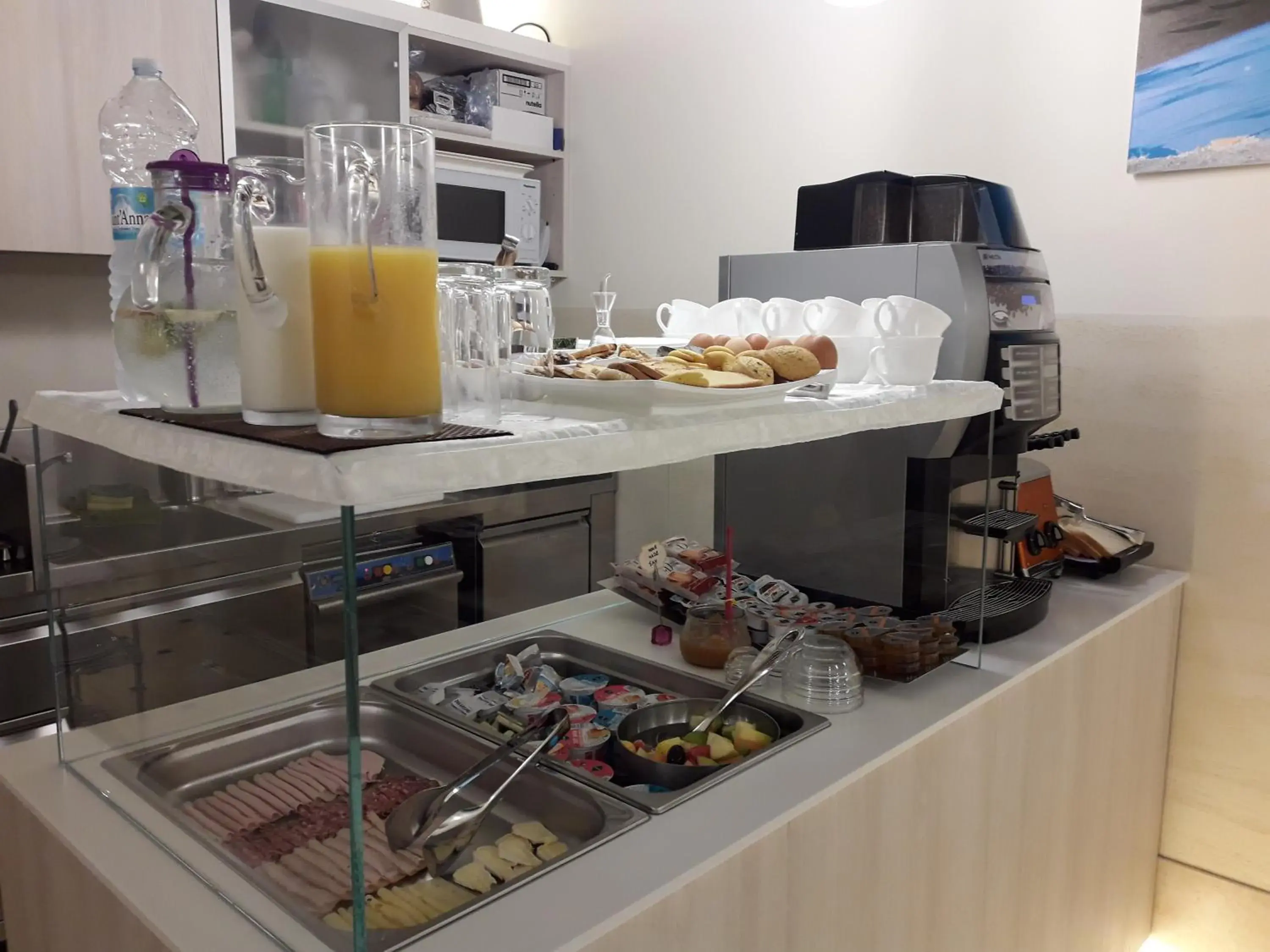 Food and drinks in Locanda Ca' Lucrezia Food and drinks in Locanda Ca' Lucrezia