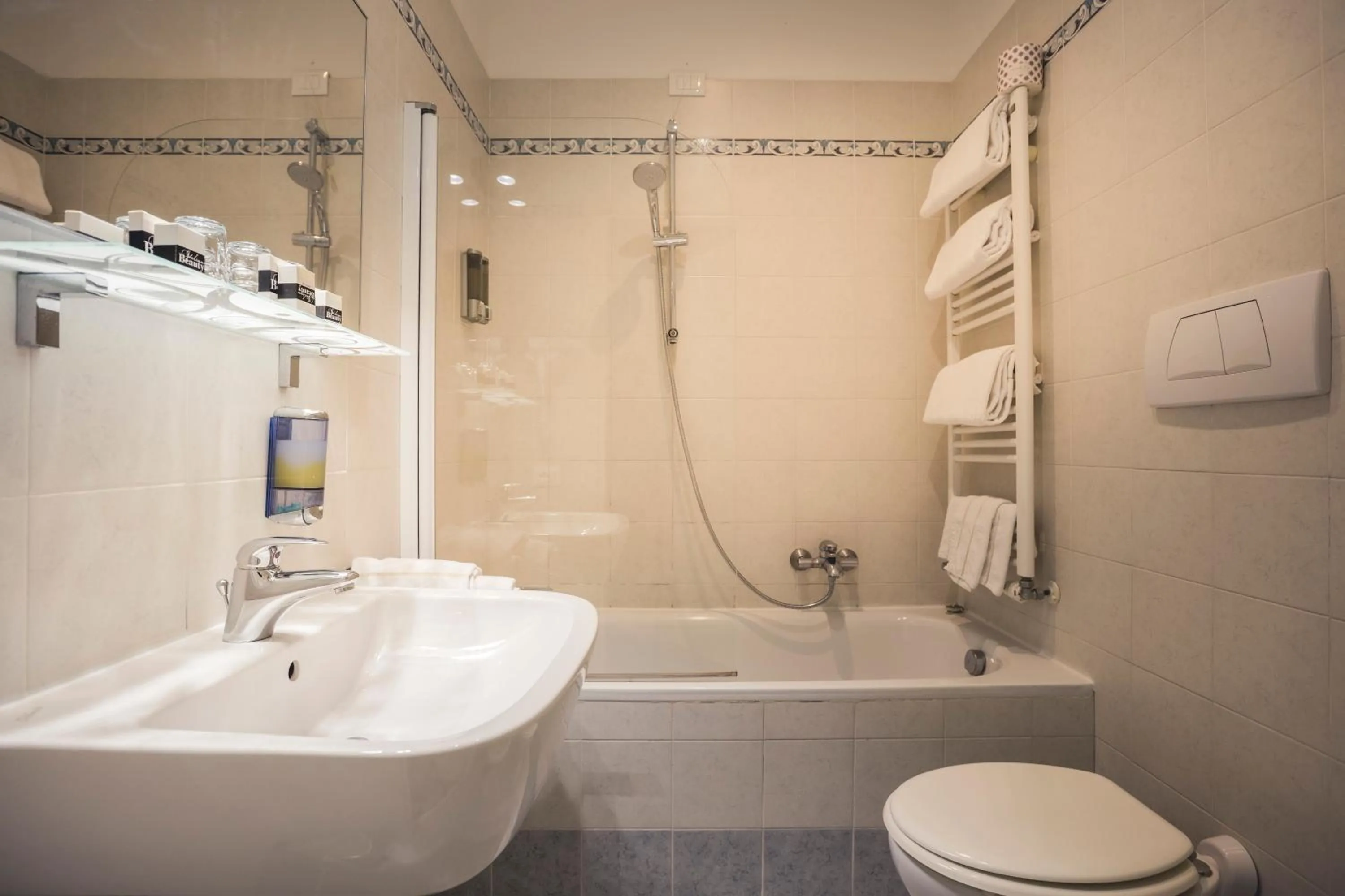 Bathroom in Locanda Ca' Lucrezia