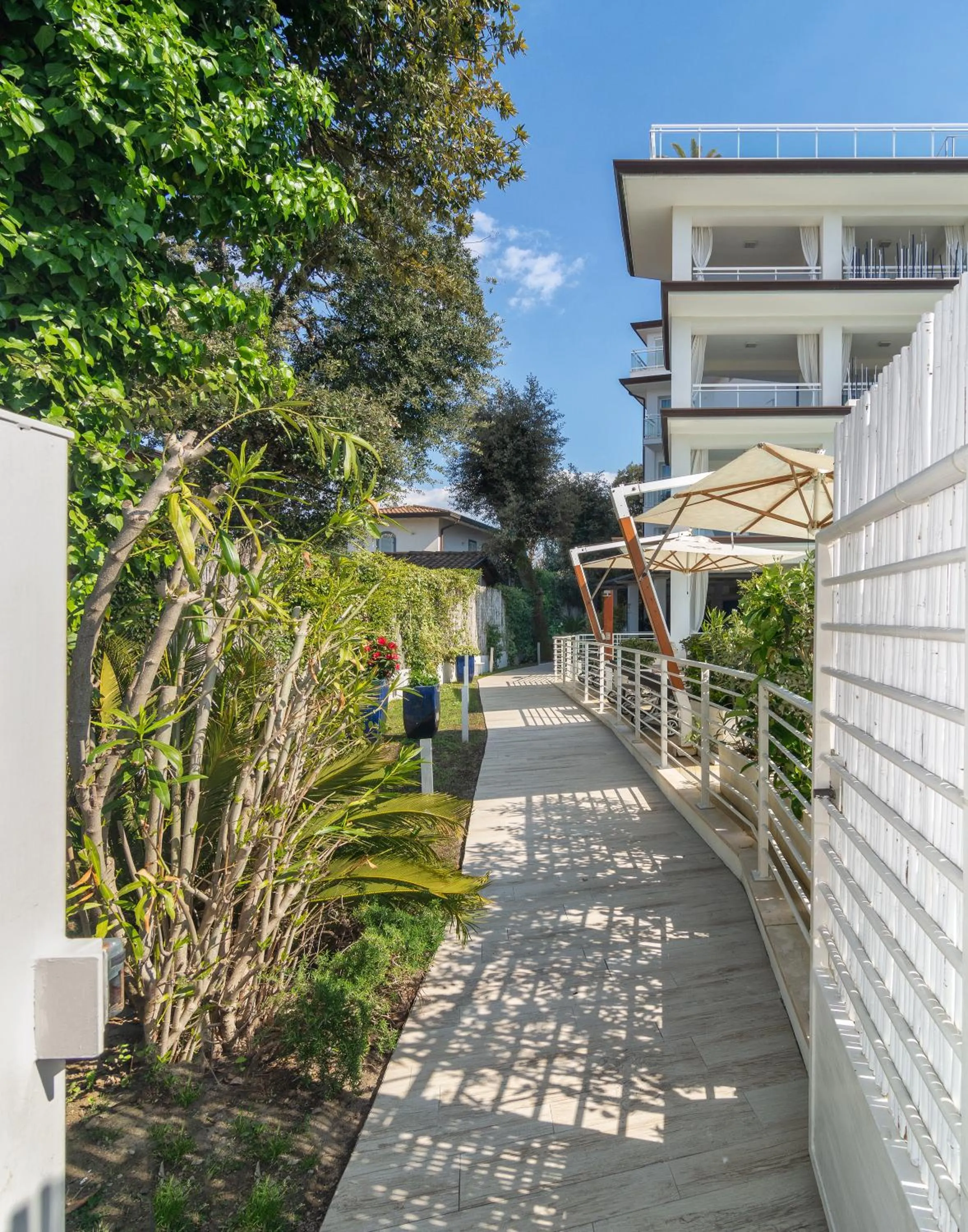 Property building in Hotel Central Park