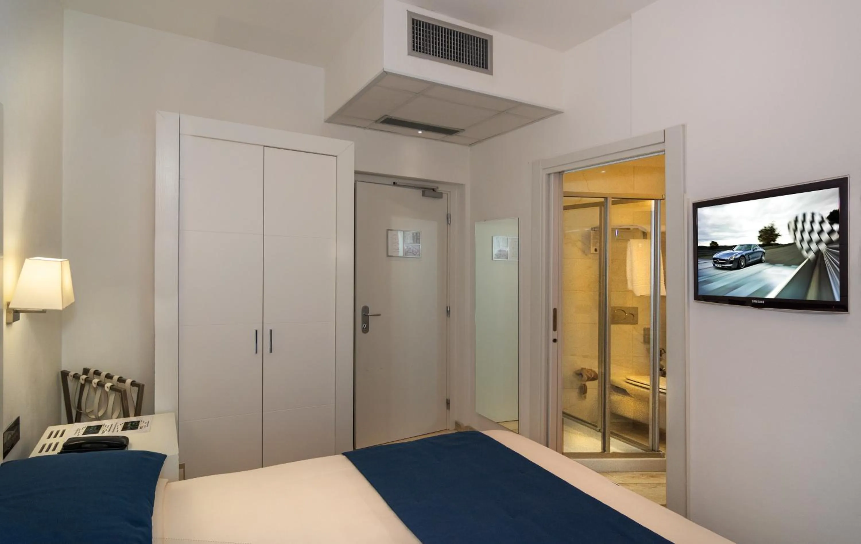 Bed in Hotel Central Park