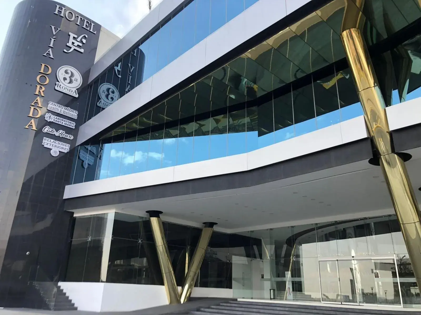 Facade/entrance in Grand Hotel&Casino Vía Dorada Facade/entrance in Grand Hotel&Casino Vía Dorada