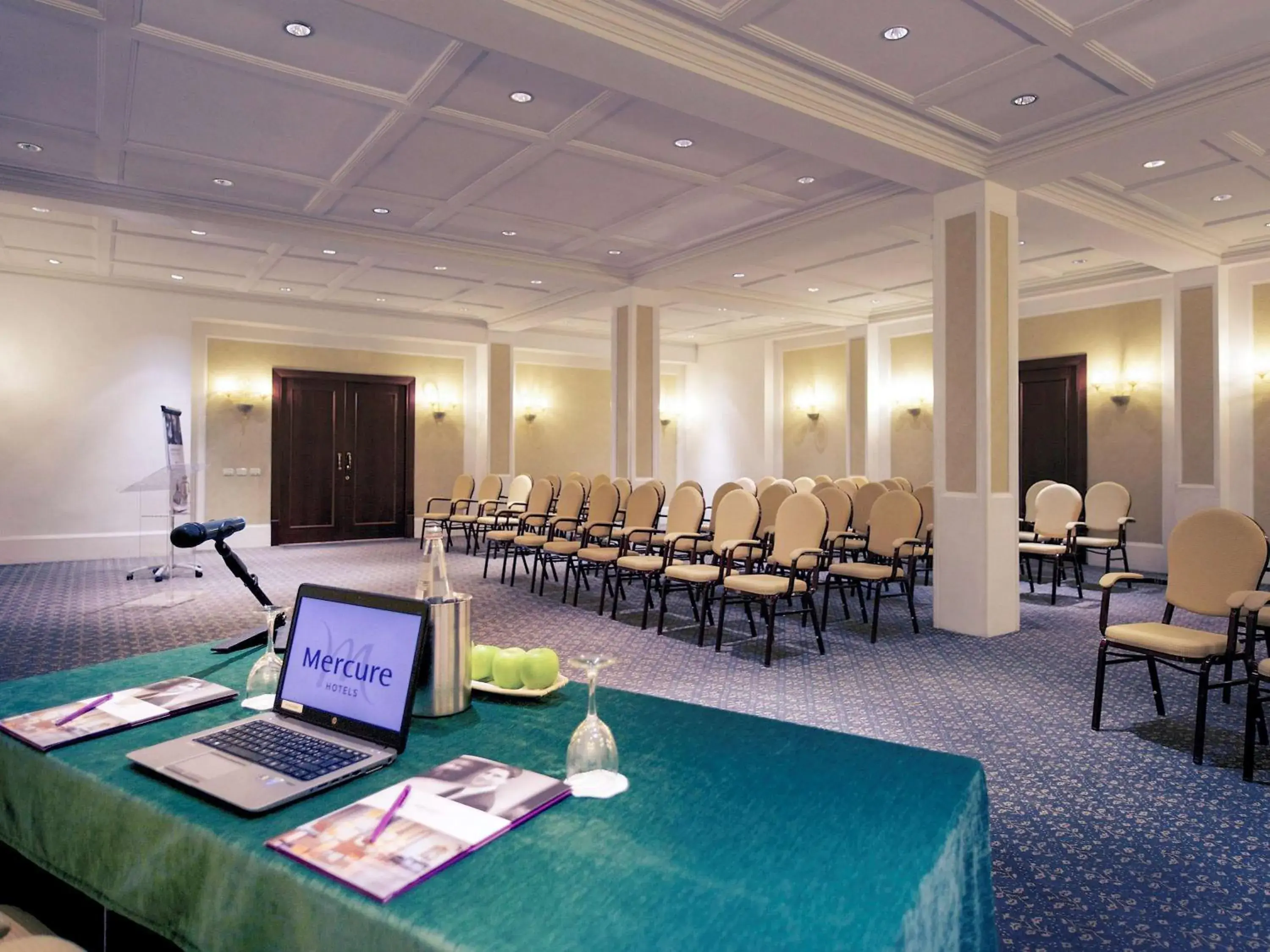 On site, Business Area/Conference Room in Mercure Catania Excelsior