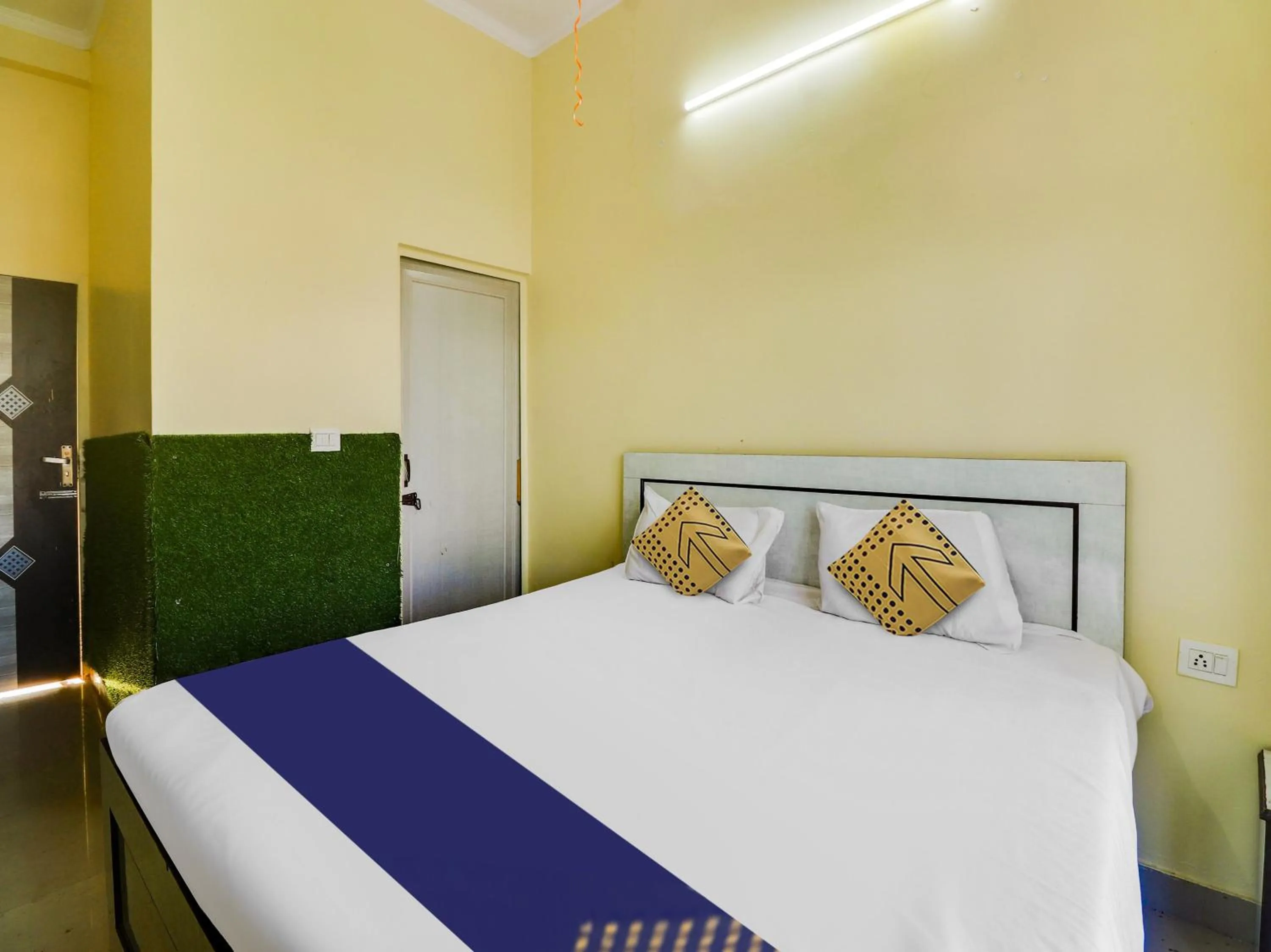 Bedroom in Hotel O Mount View