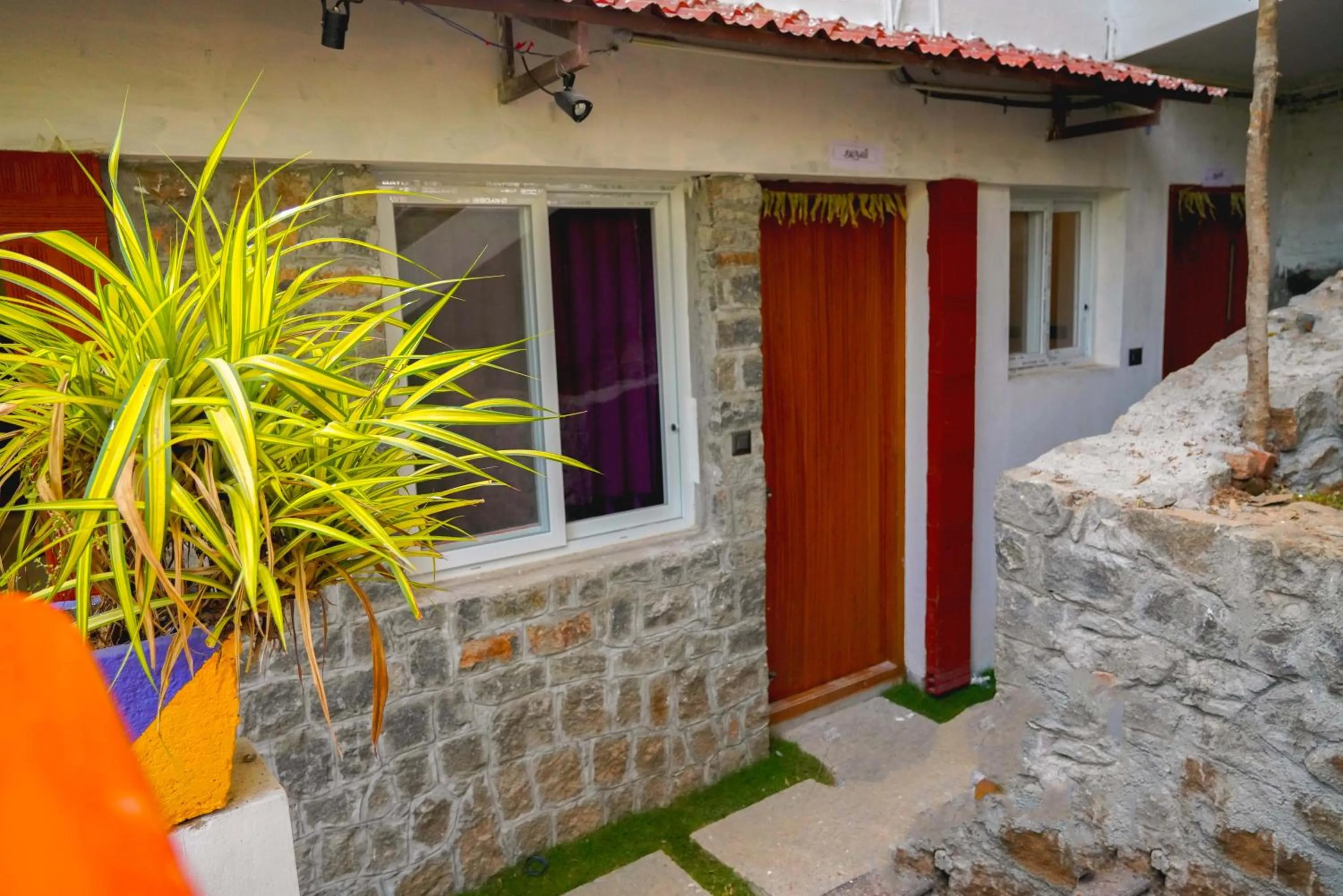 Facade/entrance in Bhavan Resorts