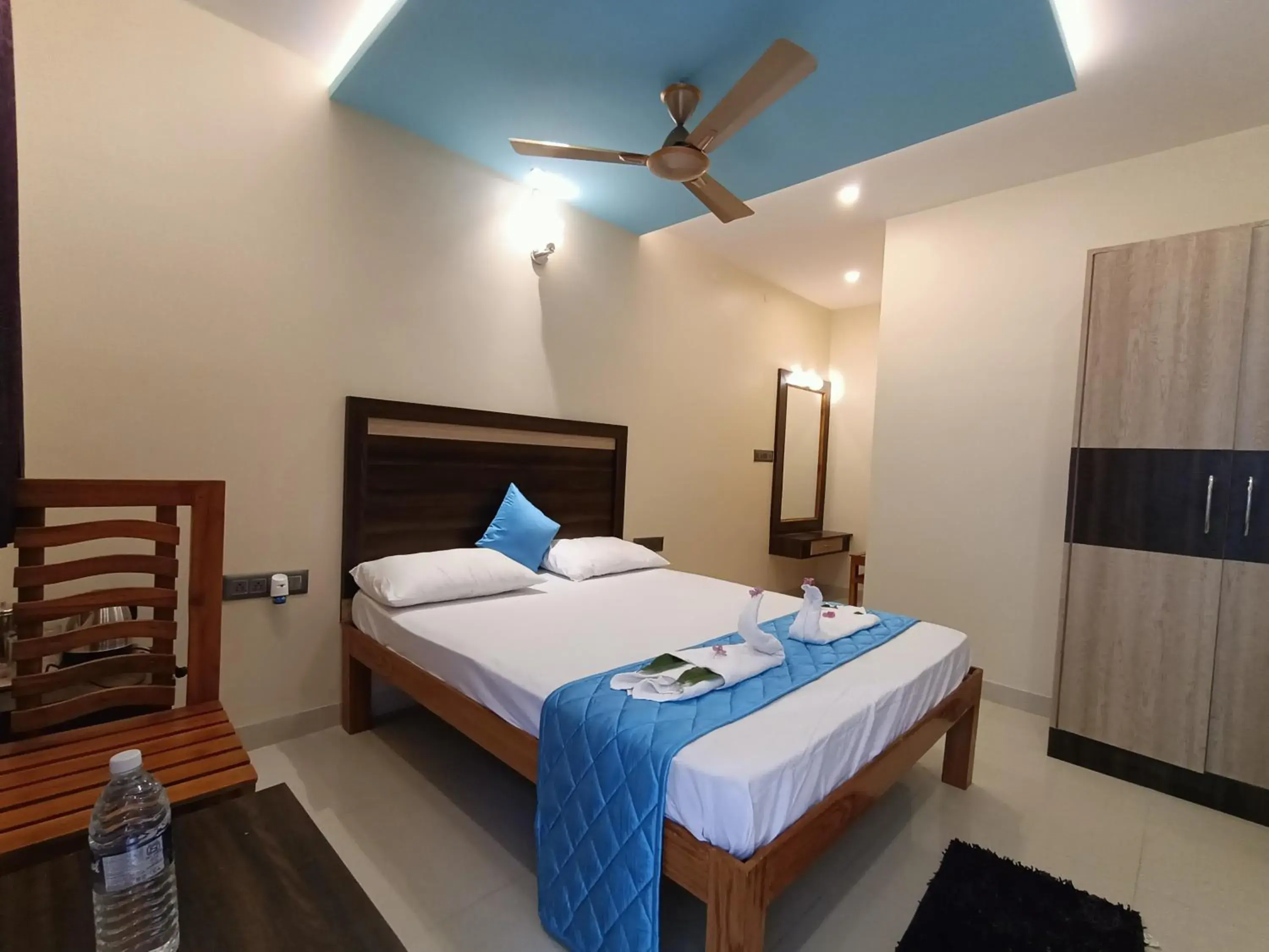 Standard Double Room - single occupancy in Bhavan Resorts Standard Double Room - single occupancy in Bhavan Resorts