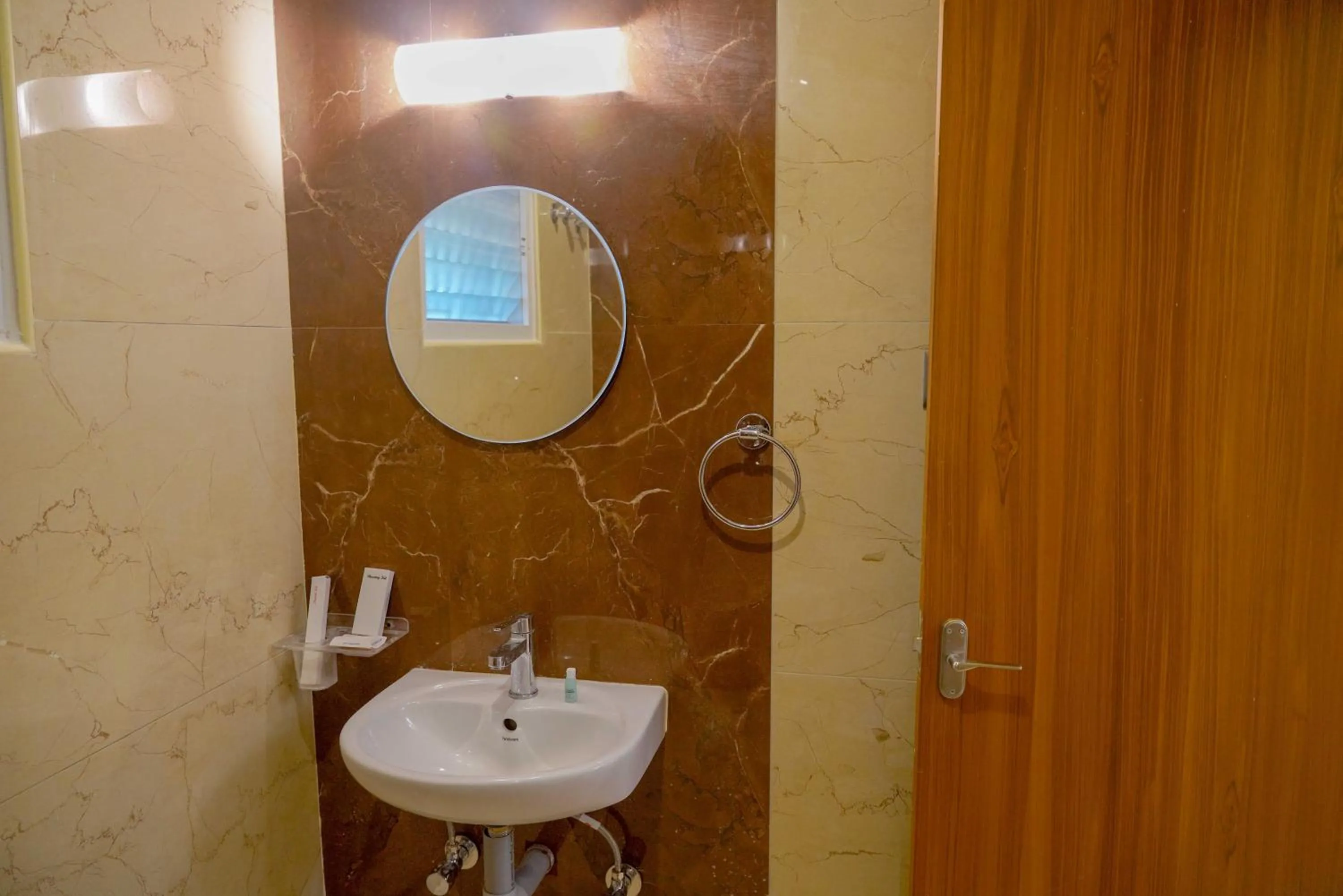 Bathroom in Bhavan Resorts
