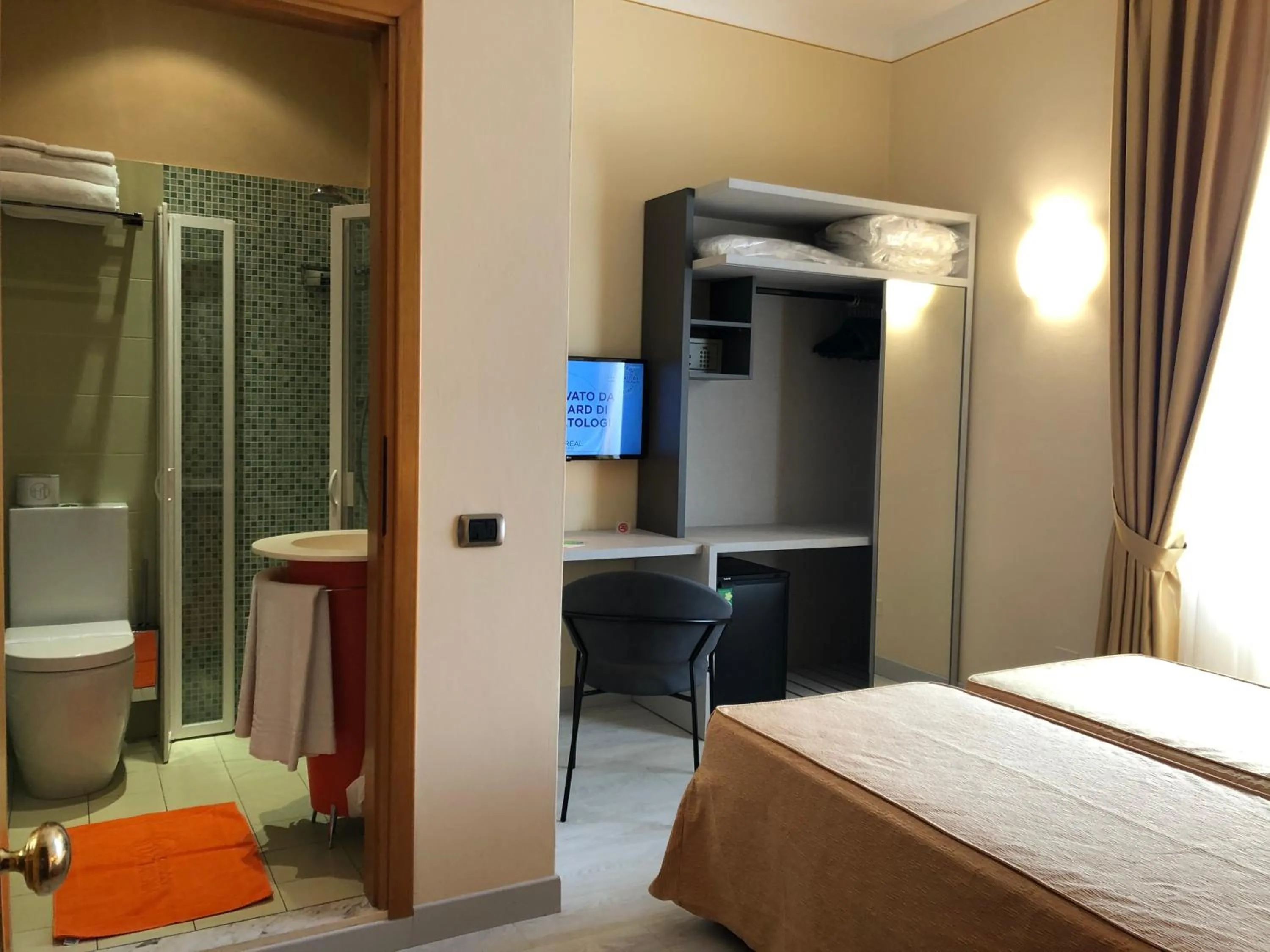 Bed in Hotel Tirrenia