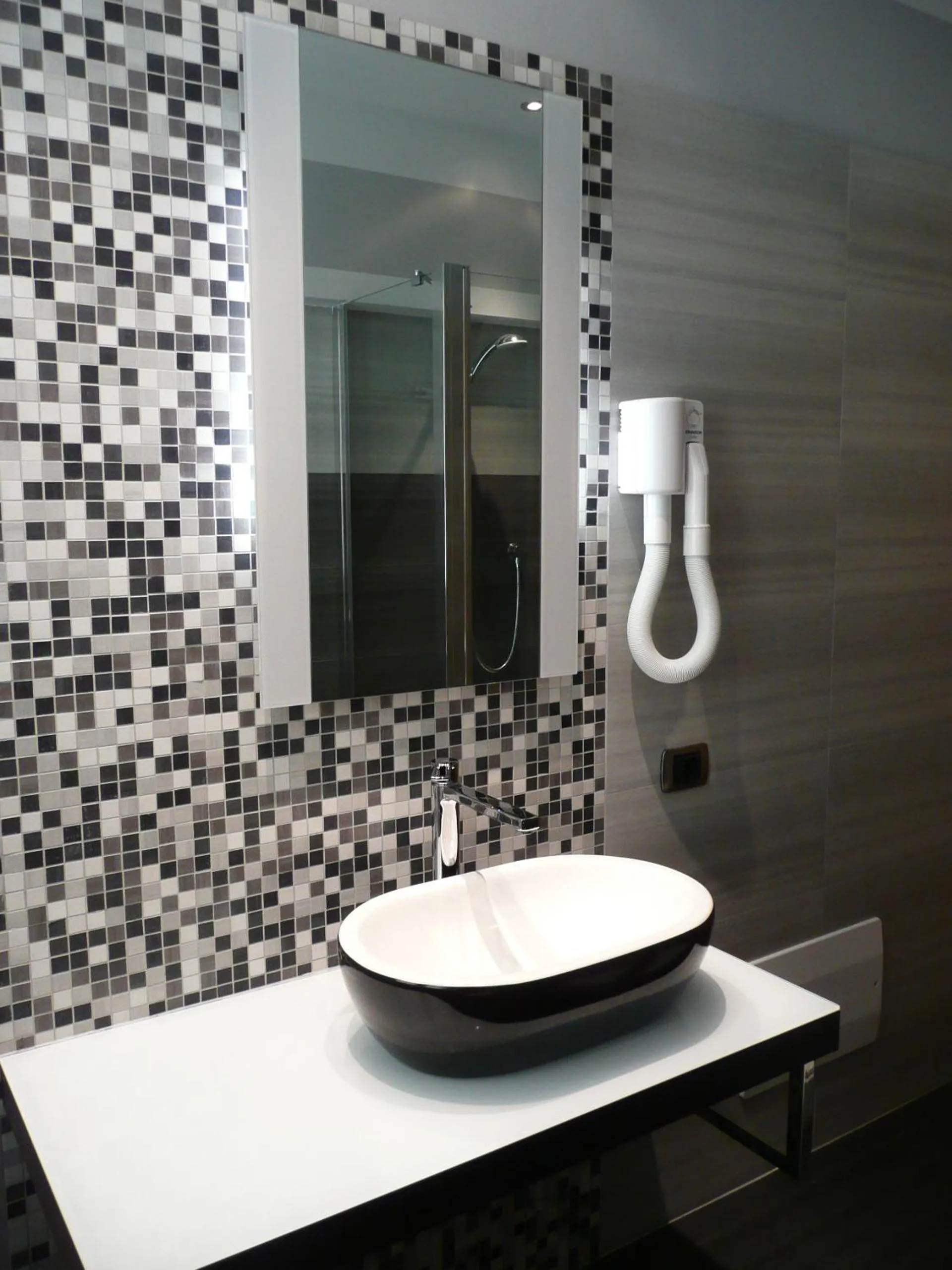 Bathroom in Hotel Tirrenia