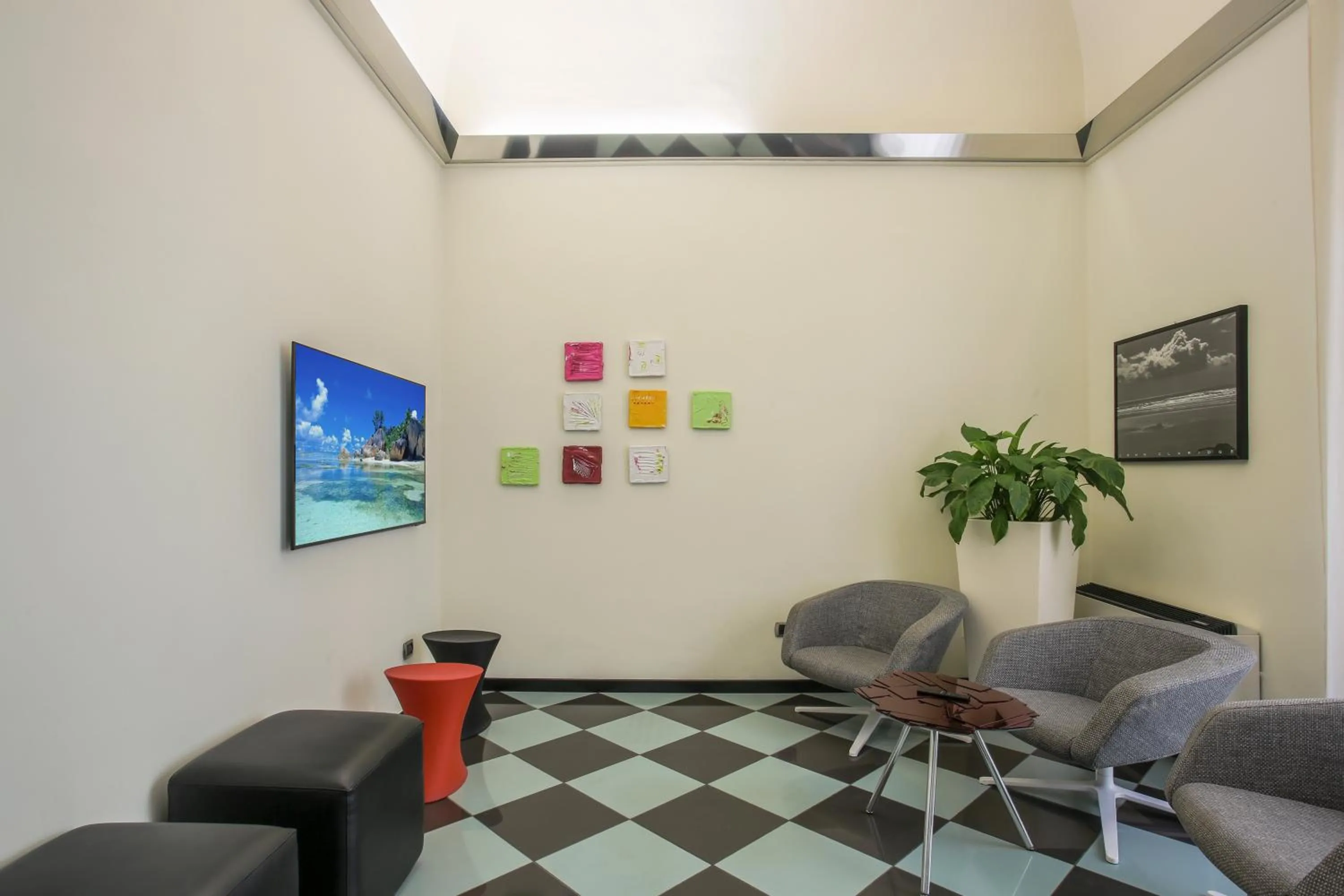 Communal lounge/ TV room in Hotel Tirrenia