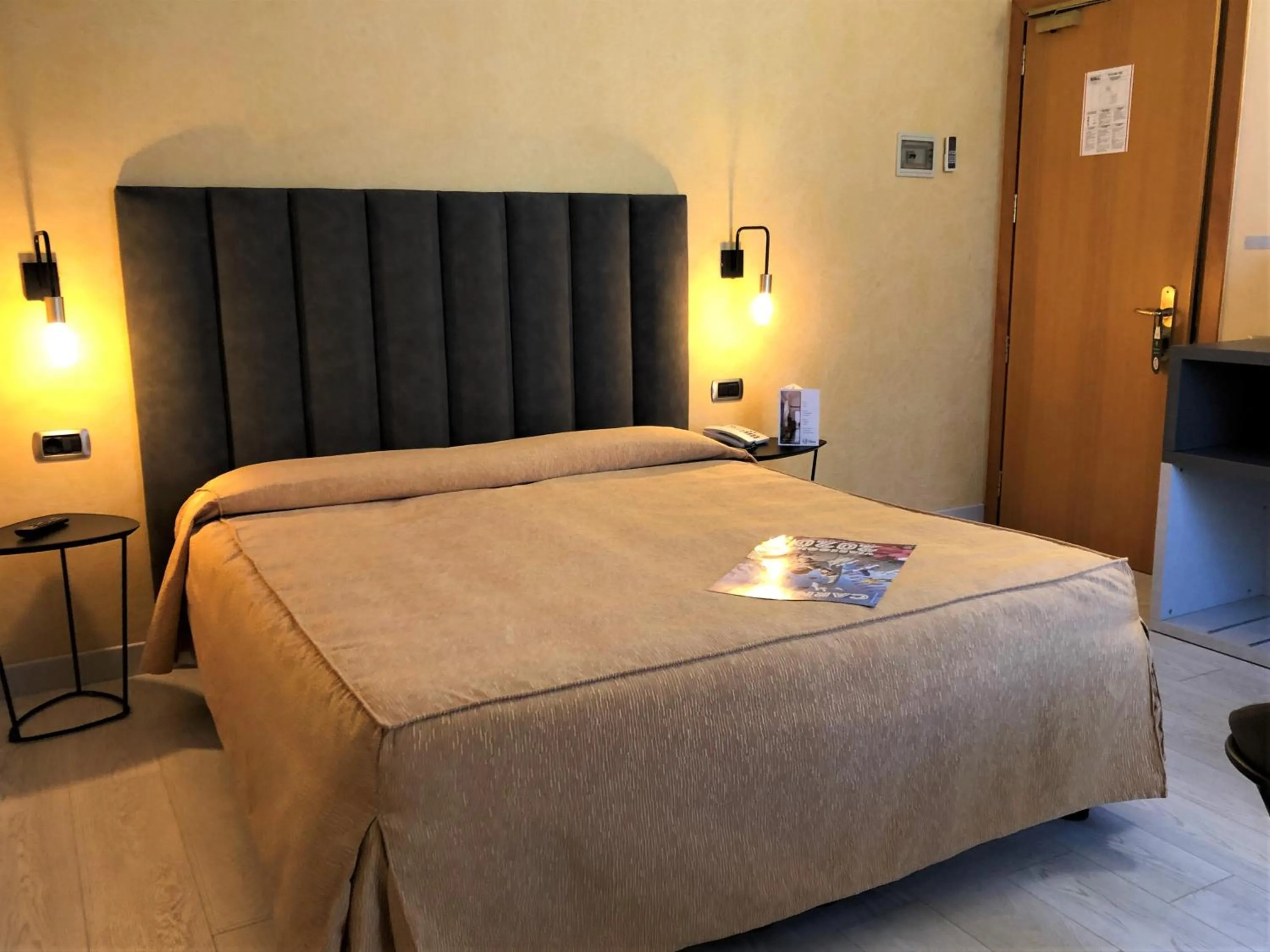 Bed in Hotel Tirrenia