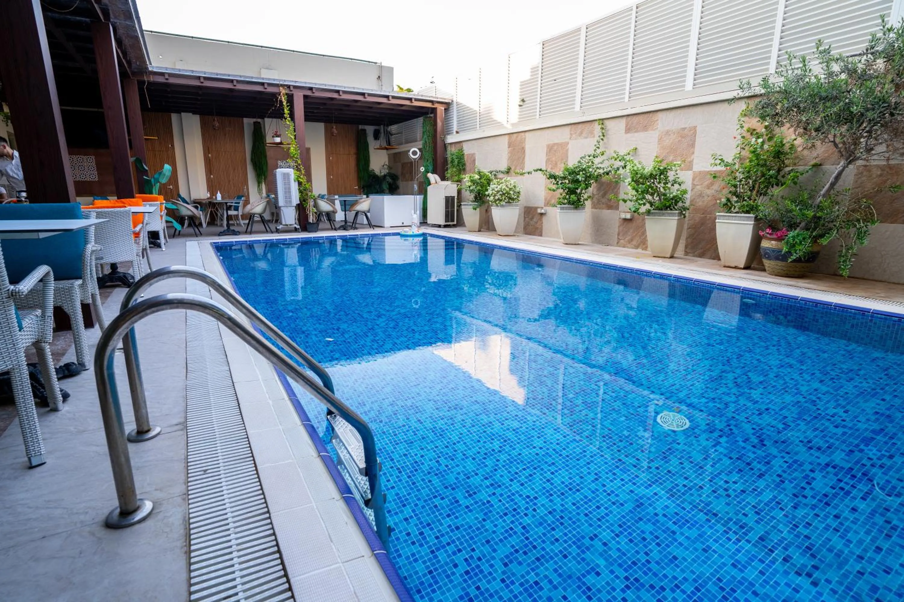 Royal Prestige Hotel